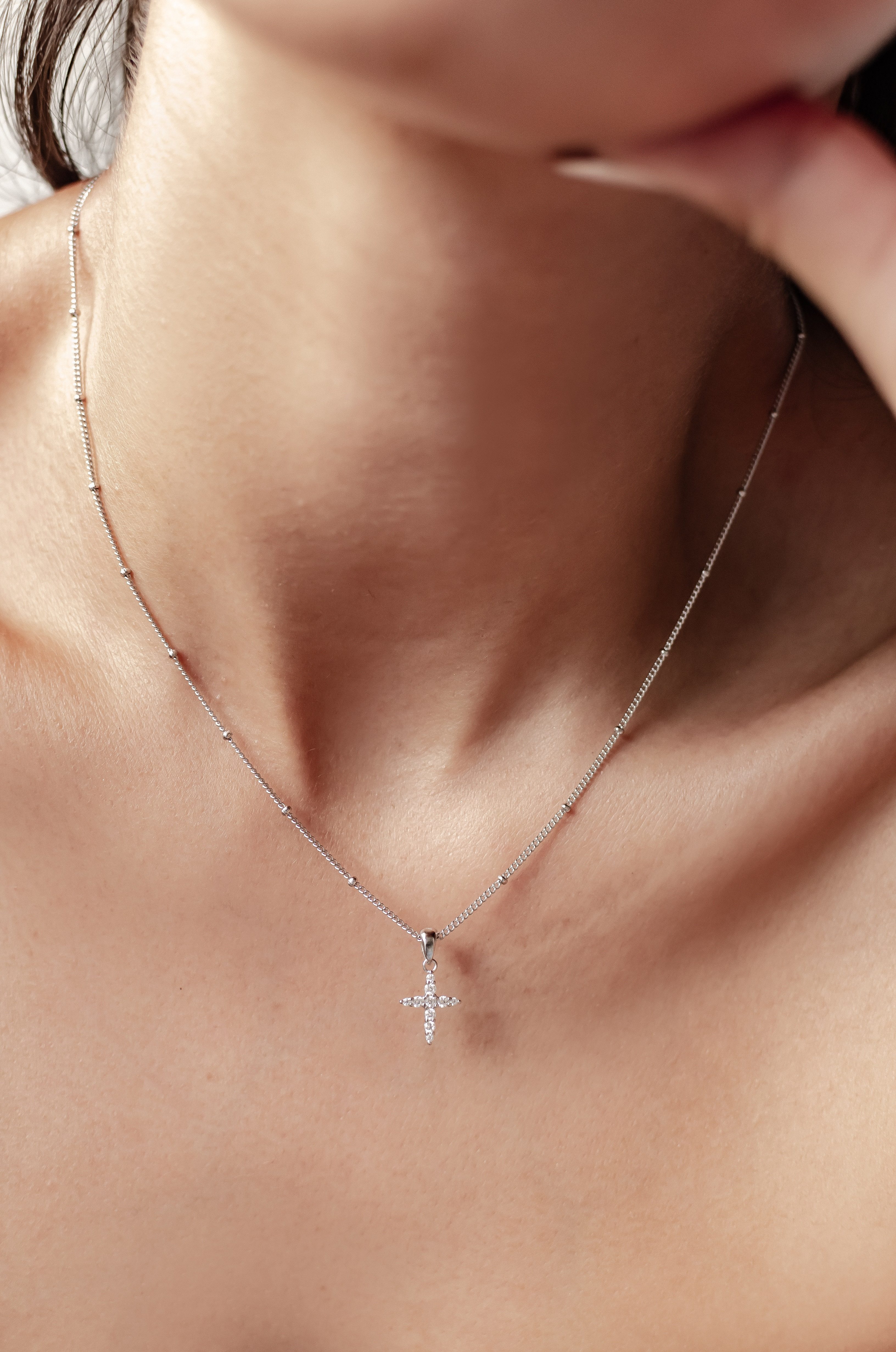 Hey Happiness Kreuzkette Silber 925 mit Zirkonia, 18K Vergoldet, Damen Silber Erbskette mit Kreuz Anhänger, Geschenk Idee