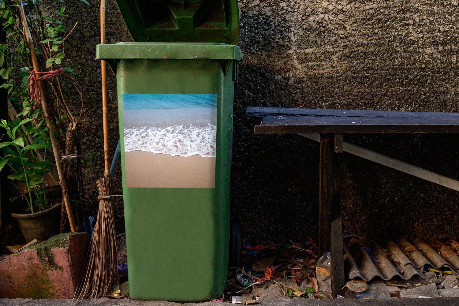 St), Strand (1 Wandsticker Abfalbehälter MuchoWow Container, - Mülltonne, Wasser - Golf Mülleimer-aufkleber, Sticker,