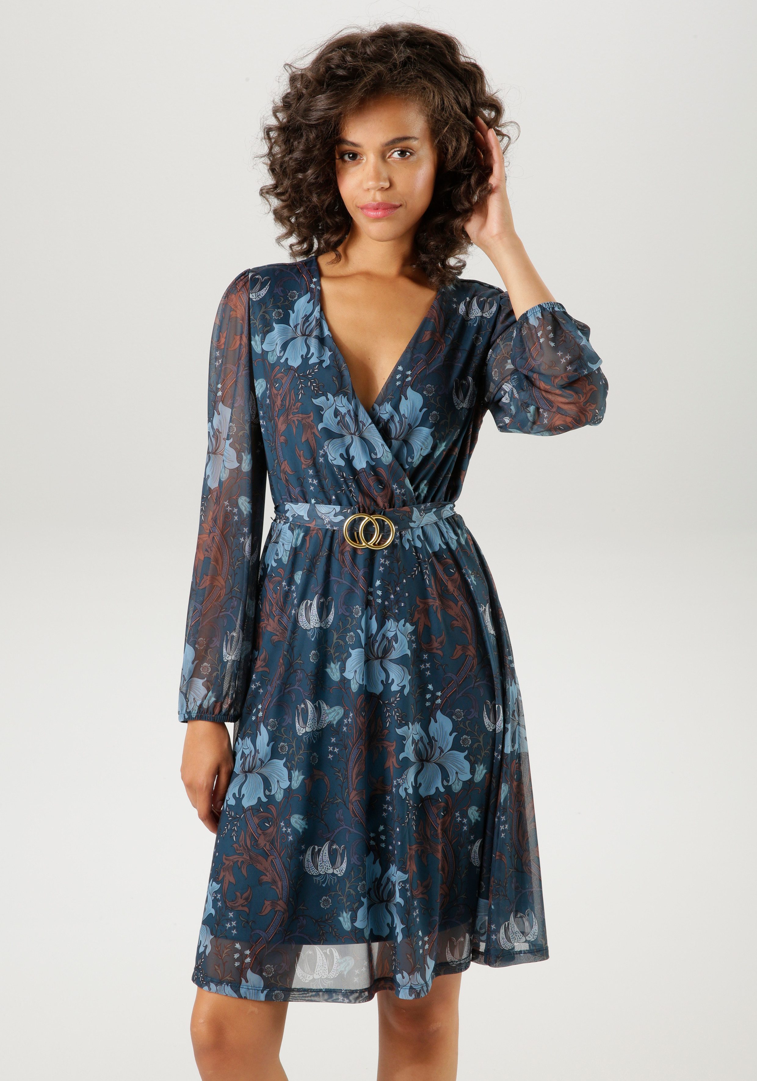 Aniston CASUAL Blusenkleid mit dekorativer Brosche am fixiertem Bindegürtel