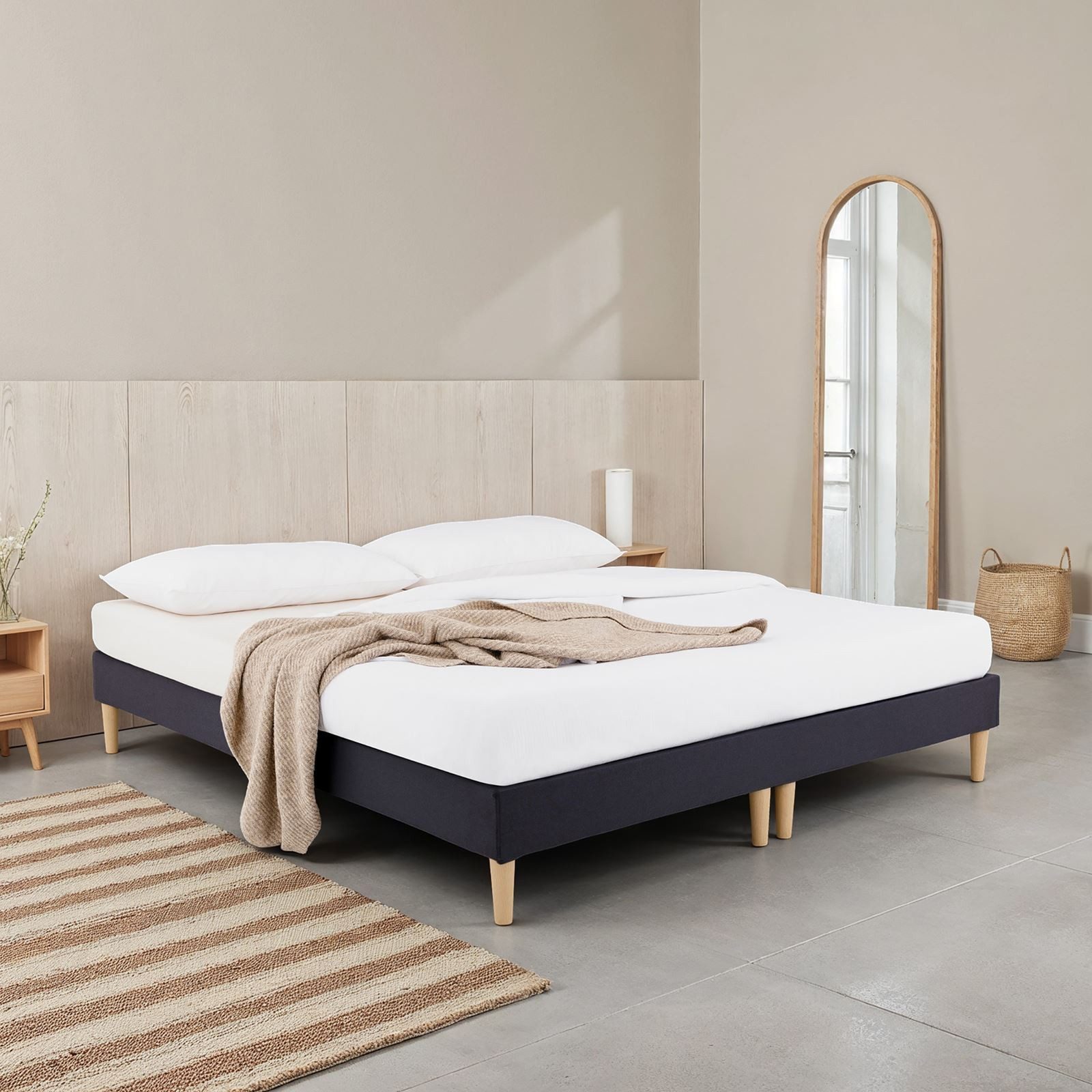 IDIMEX Futonbett RENNES, Doppelbett 180x200 cm gepolstert mit Lattenrost Schwarz