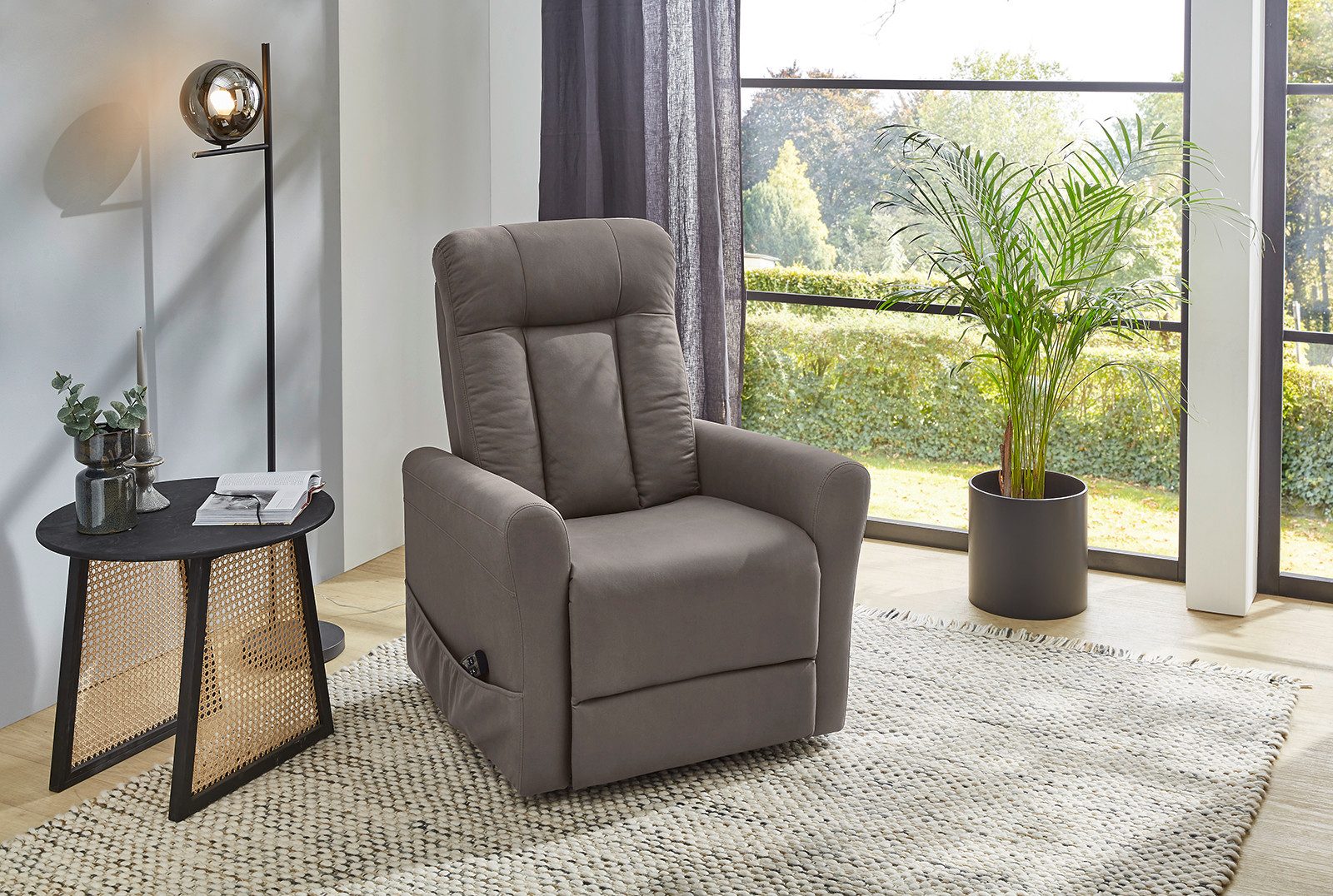 Jockenhöfer Gruppe TV-Sessel Detroit, B: 83 cm, Sitzhöhe: 50 cm, elektr. Relaxfunktion & Aufstehhilfe, 2 Motoren