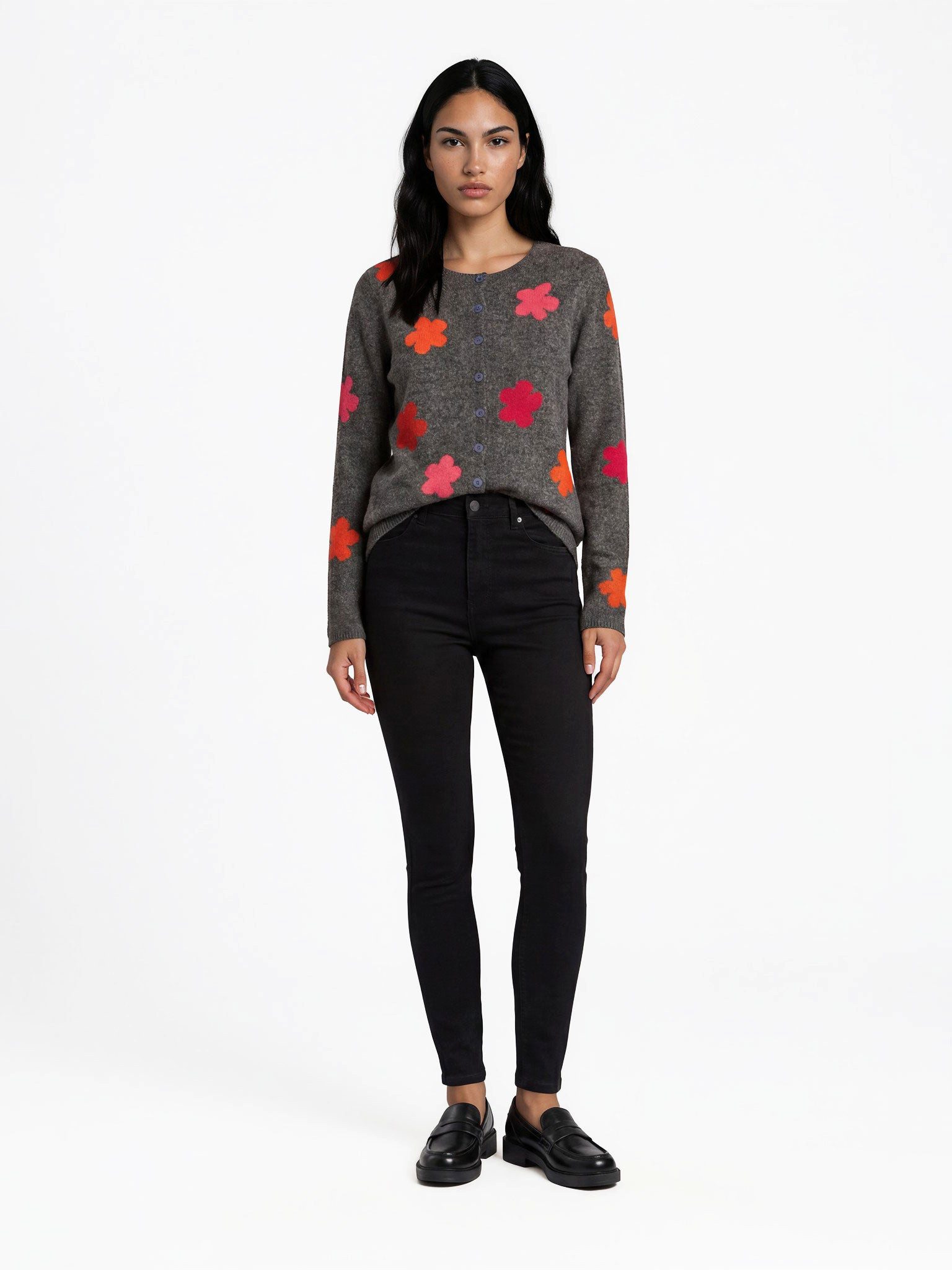FRISTED Cardigan Damen Lammwolle Rundhals Intarsien Blumenmuster Relaxed Fit Strickjacke in Melange-Optik mit Knopfleiste und seitlichen Schlitzen