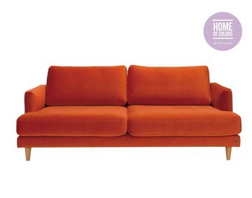 TOM TAILOR HOME Sofa WESTCOAST 2,5-Sitzer in TSV 17 saffron, Retrosofa in orangefarbenem Samt mit entspanntem Sitzkomfort.