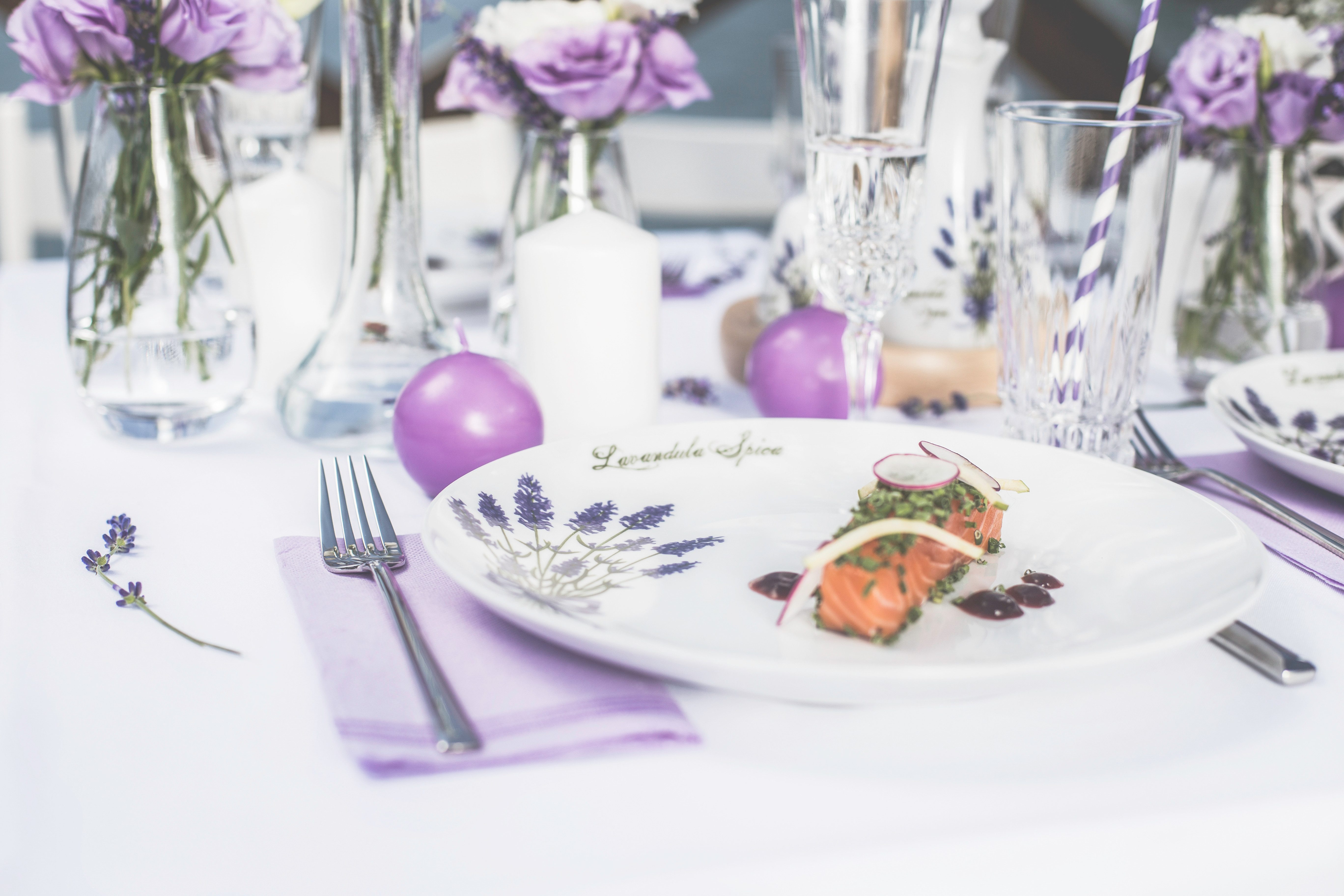 CreaTable Kombiservice Home Lavendel (16-tlg), 4 Personen, Porzellan, Lavendel-Dekor