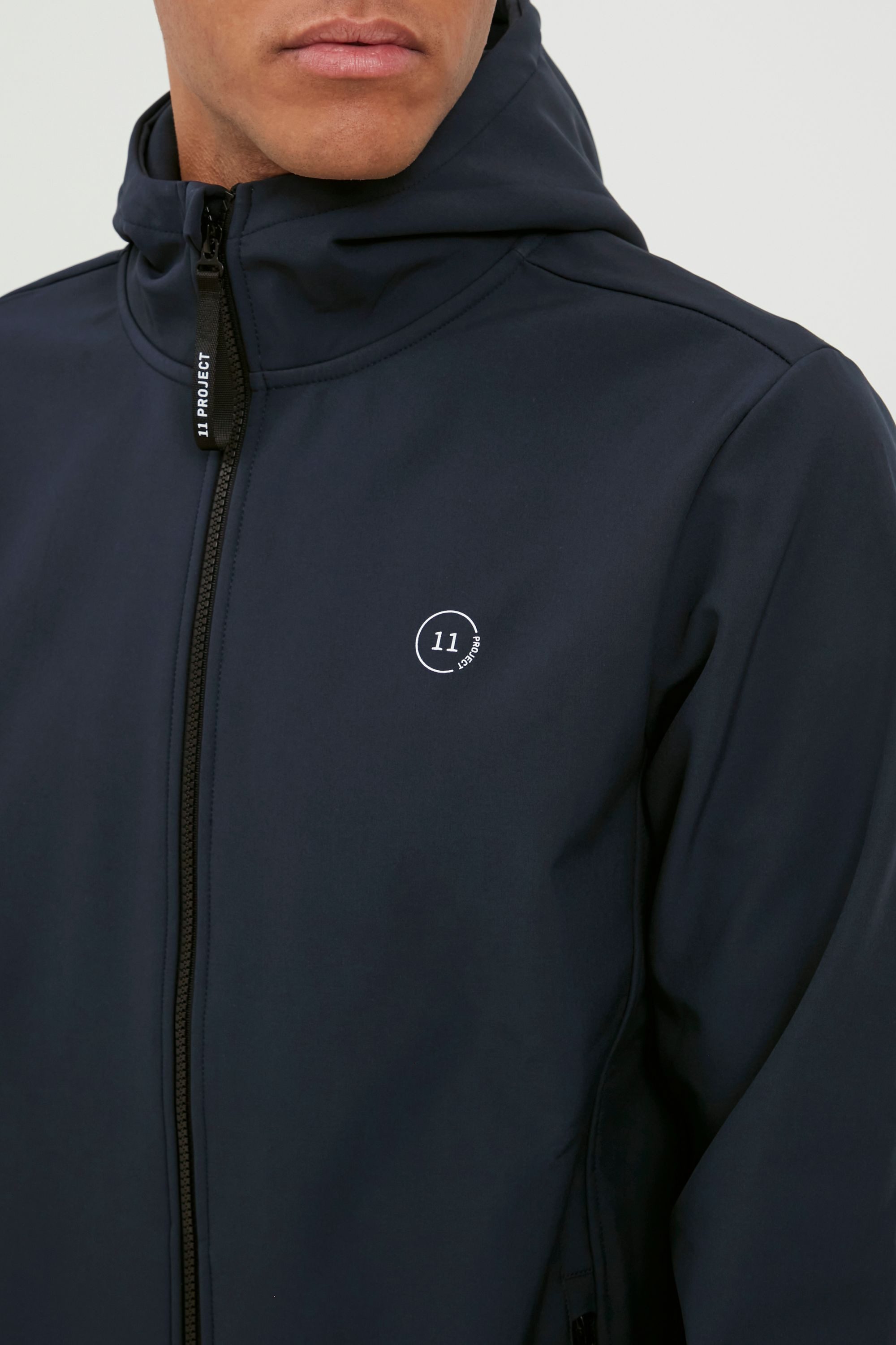 11 Project Softshelljacke PRUlfert Praktische Softshell Jacke mit Kapuze und Reißverschlusstaschen