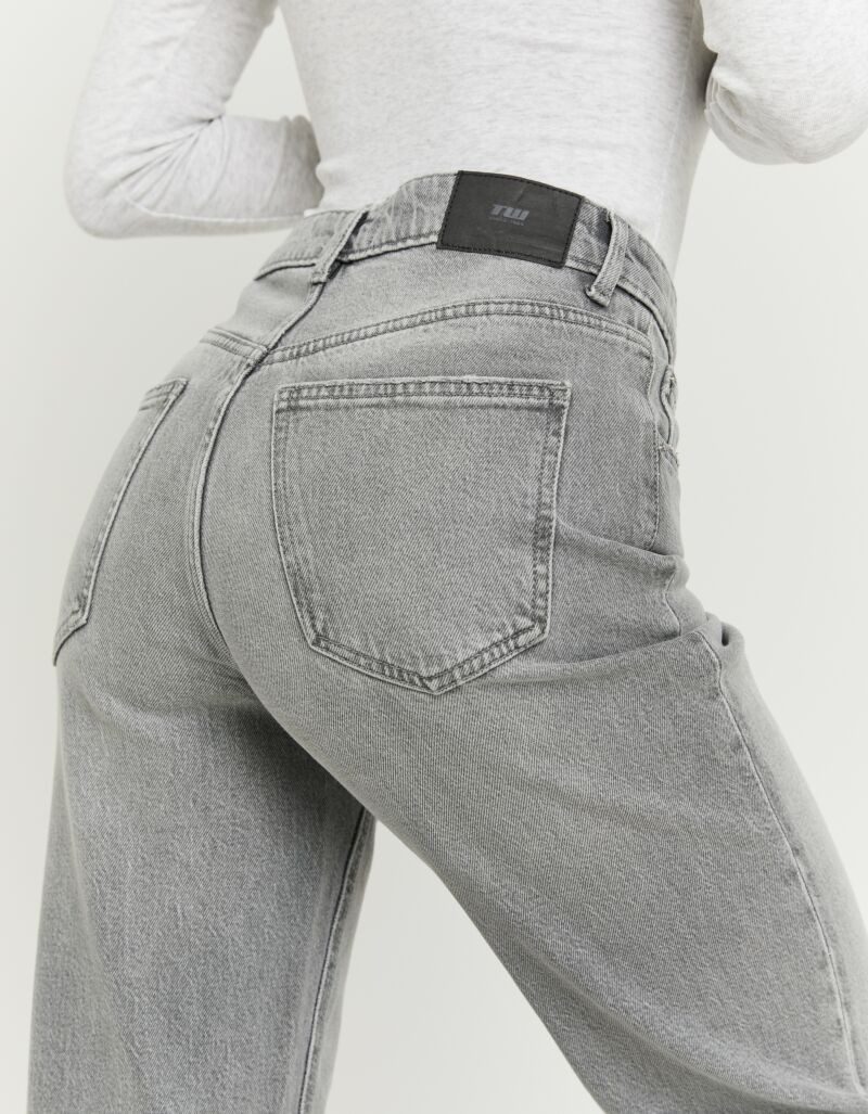 Tally Weijl High-waist-Jeans SPADEPEPPER Baumwollmischung, High-Waist mit geradem Beinverlauf