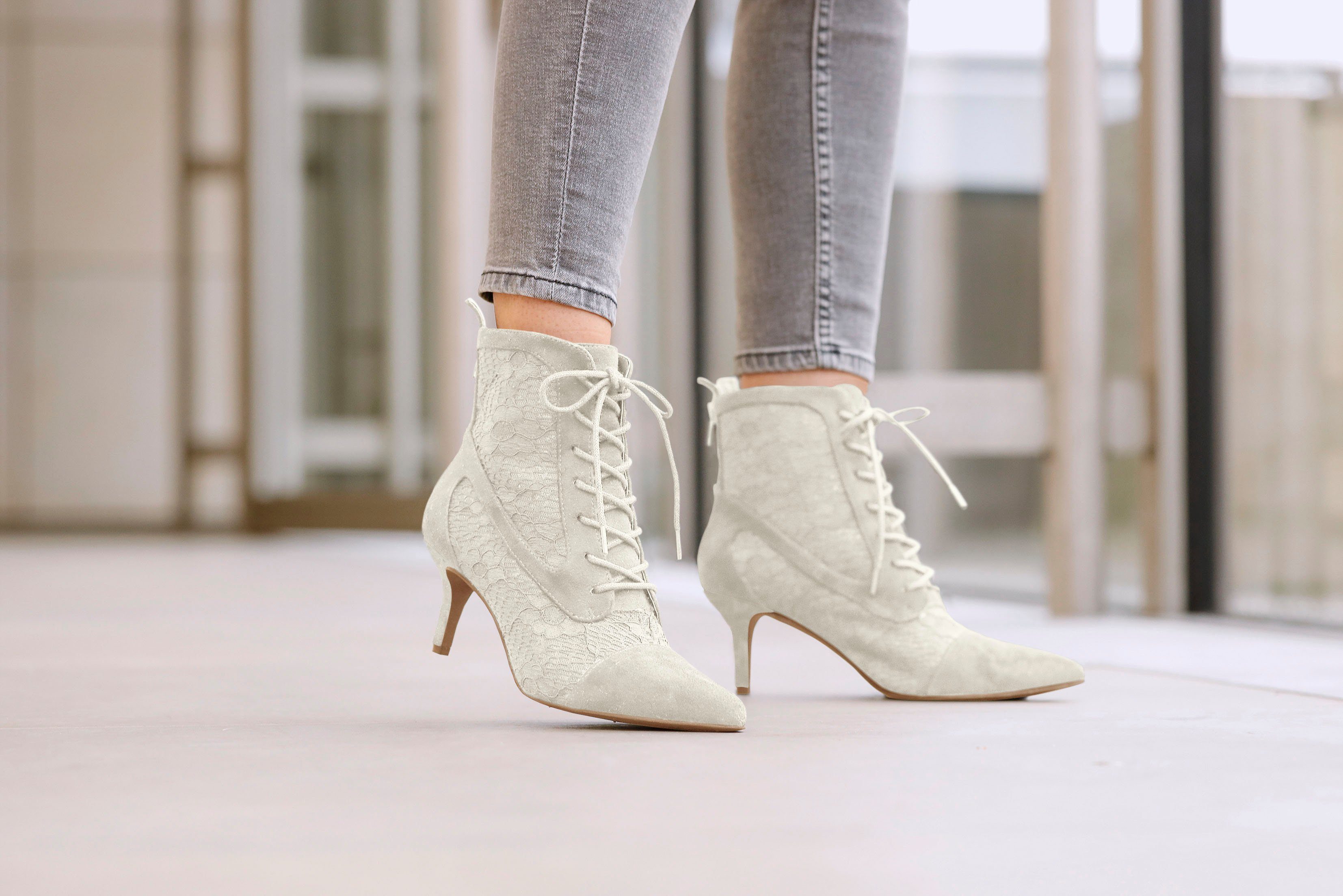 LASCANA Schnürstiefelette in sexy Spitzen Optik, günstig online kaufen