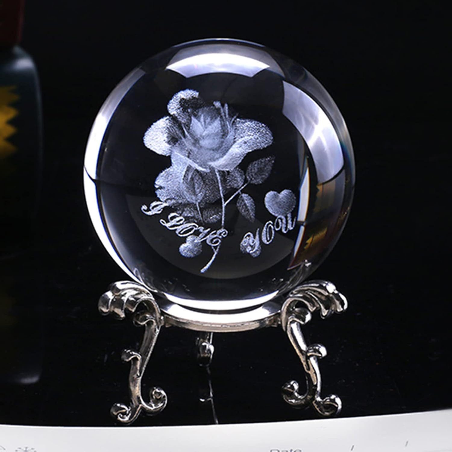 AURIVION Schneekugel 3D Kristallkugel 60mm mit versilbertem Blumenständer (Set, 2 St., Kristall Glaskugel als elegante Wohn- und Geschenkdekoration), Dekokugel aus Glas für Wohnzimmer, Büro & Zuhause
