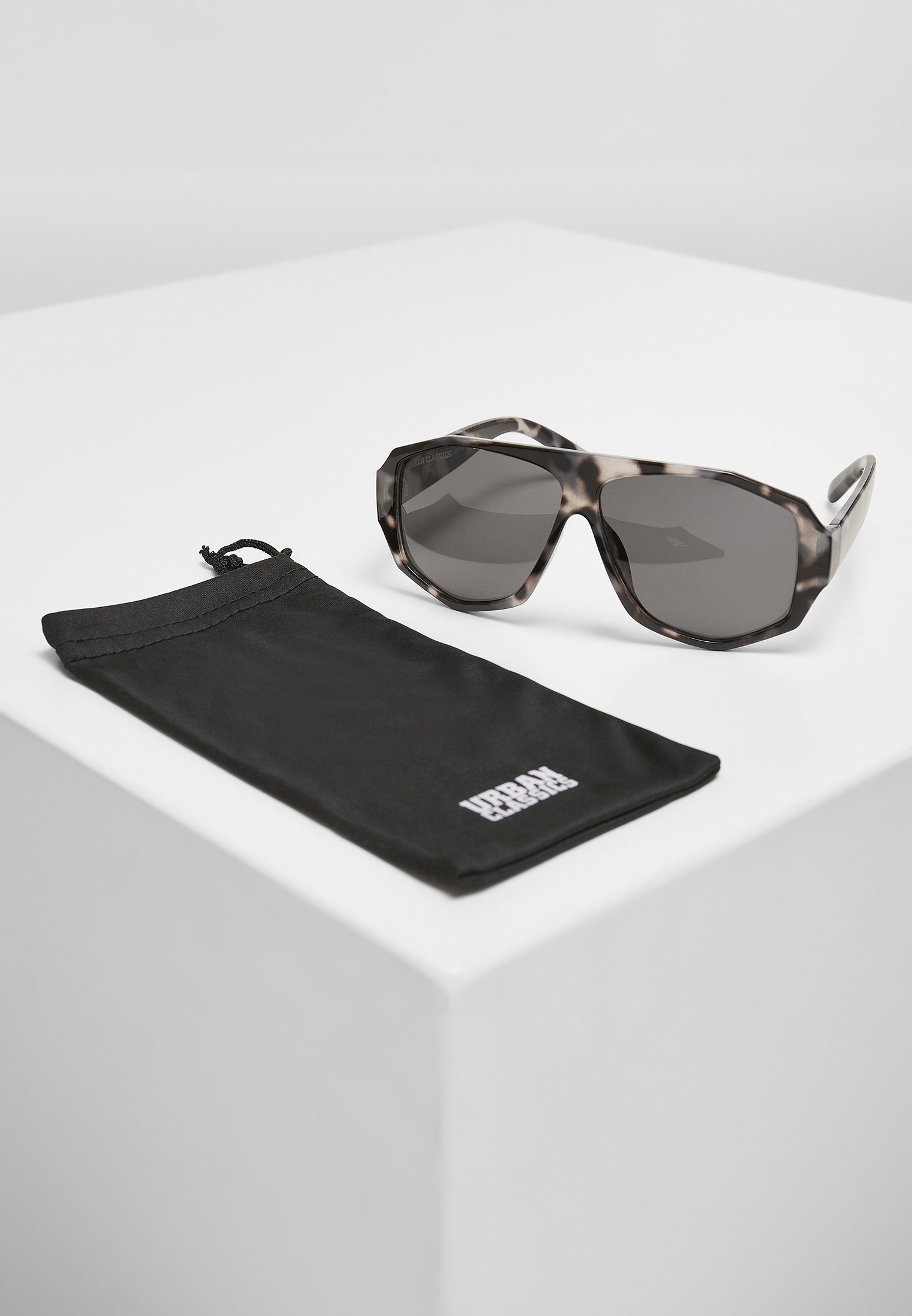 URBAN CLASSICS Sonnenbrille Accessoires 101 Sunglasses UC grey leo/black