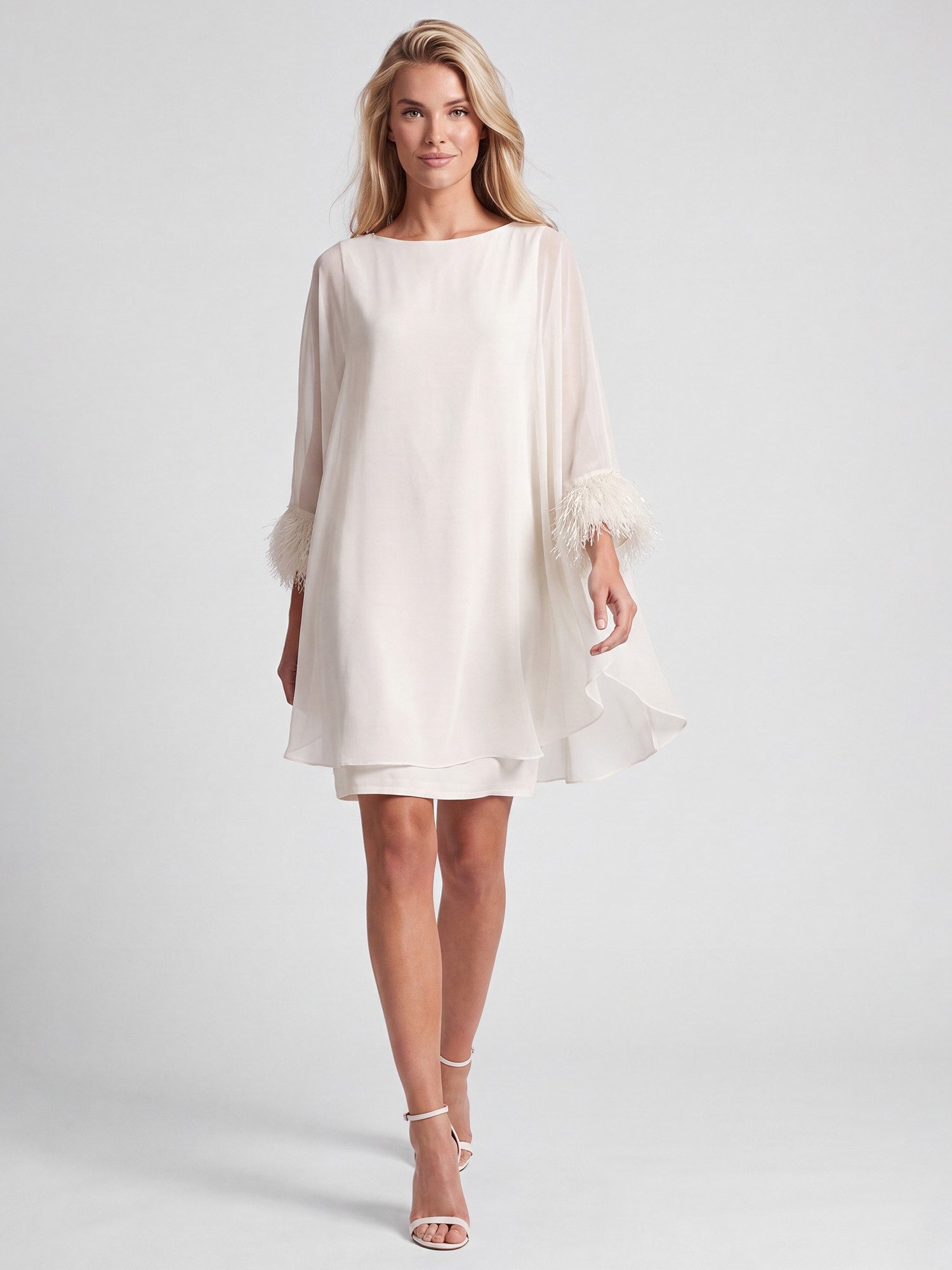 Apart Jerseykleid mit asymmetrischem Chiffon-Cape und Fransen