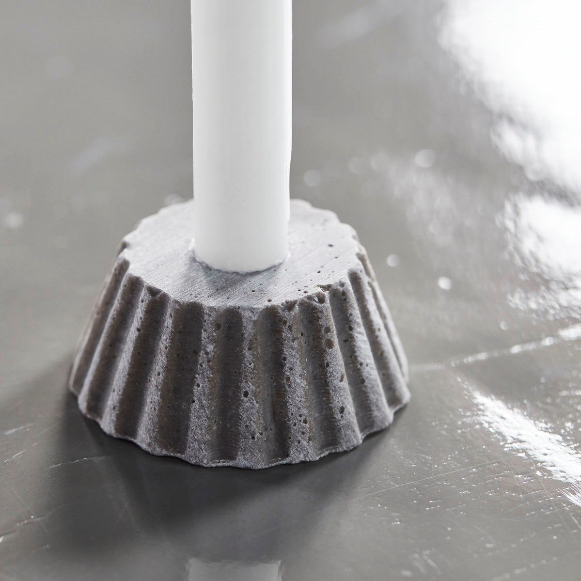 Kerzenständer House Doctor Kerzenständer MOLD BAKE S Grau