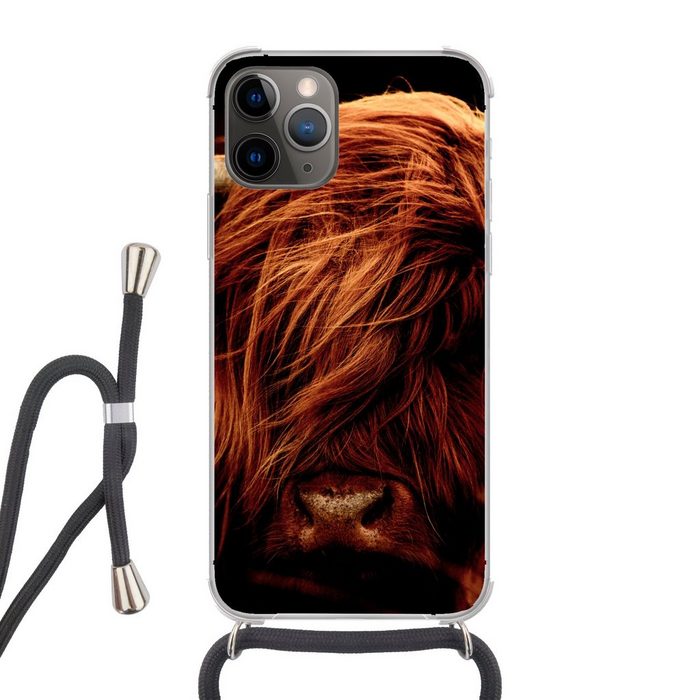 MuchoWow Handyhülle Schottischer Highlander - Kuh - Hörner - Porträt - Tiere Handyhülle Telefonhülle Apple iPhone 13 Pro