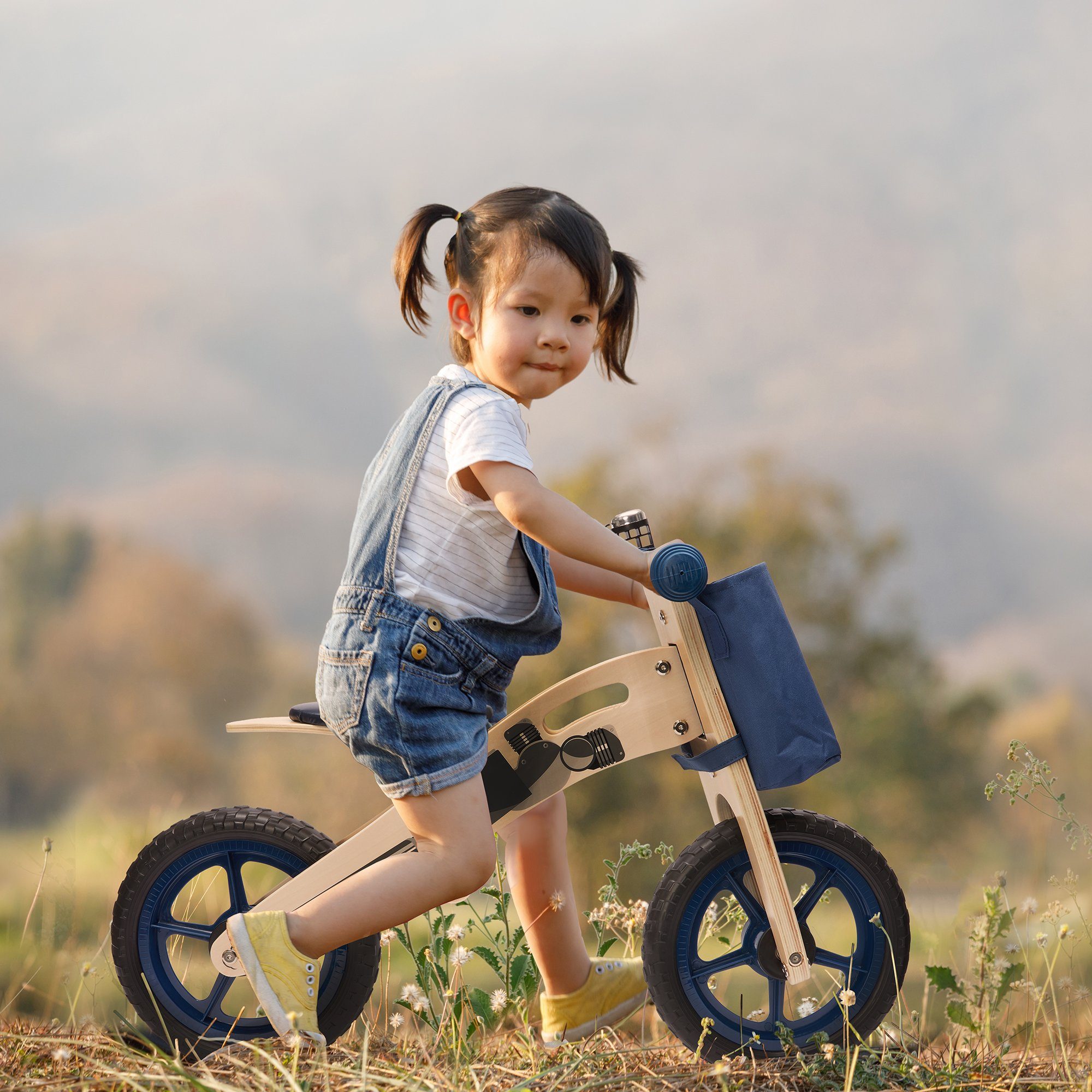 Spielzeug Laufräder wuuhoo Laufrad Speedy in Nautur-Holz mit Transport Tasche, für Mädchen und Jungen ab 3 Jahre I mitwachsend e