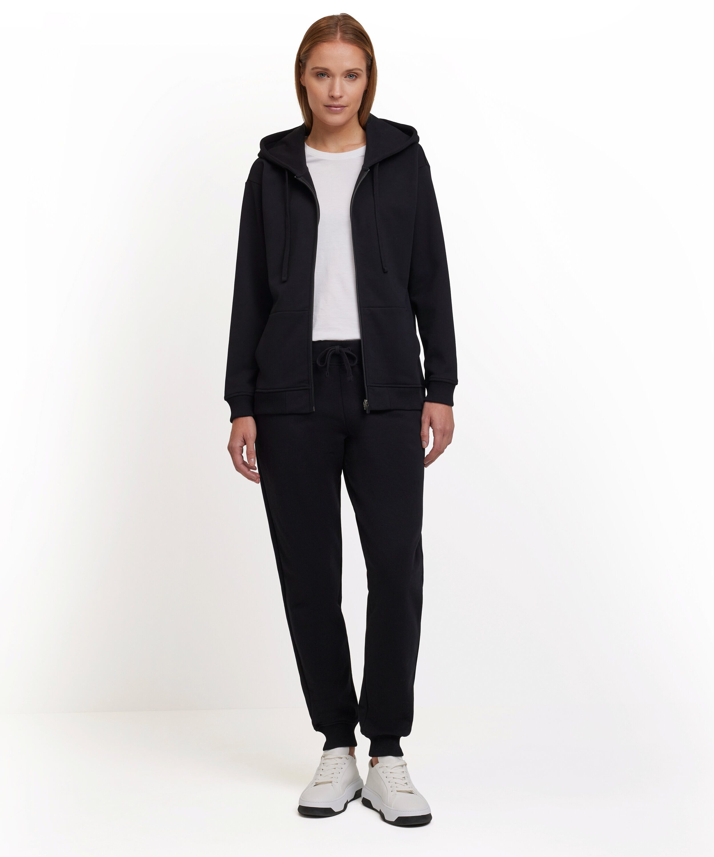 FALKE Funktionsjacke (1-St) mit Bio-Baumwolle