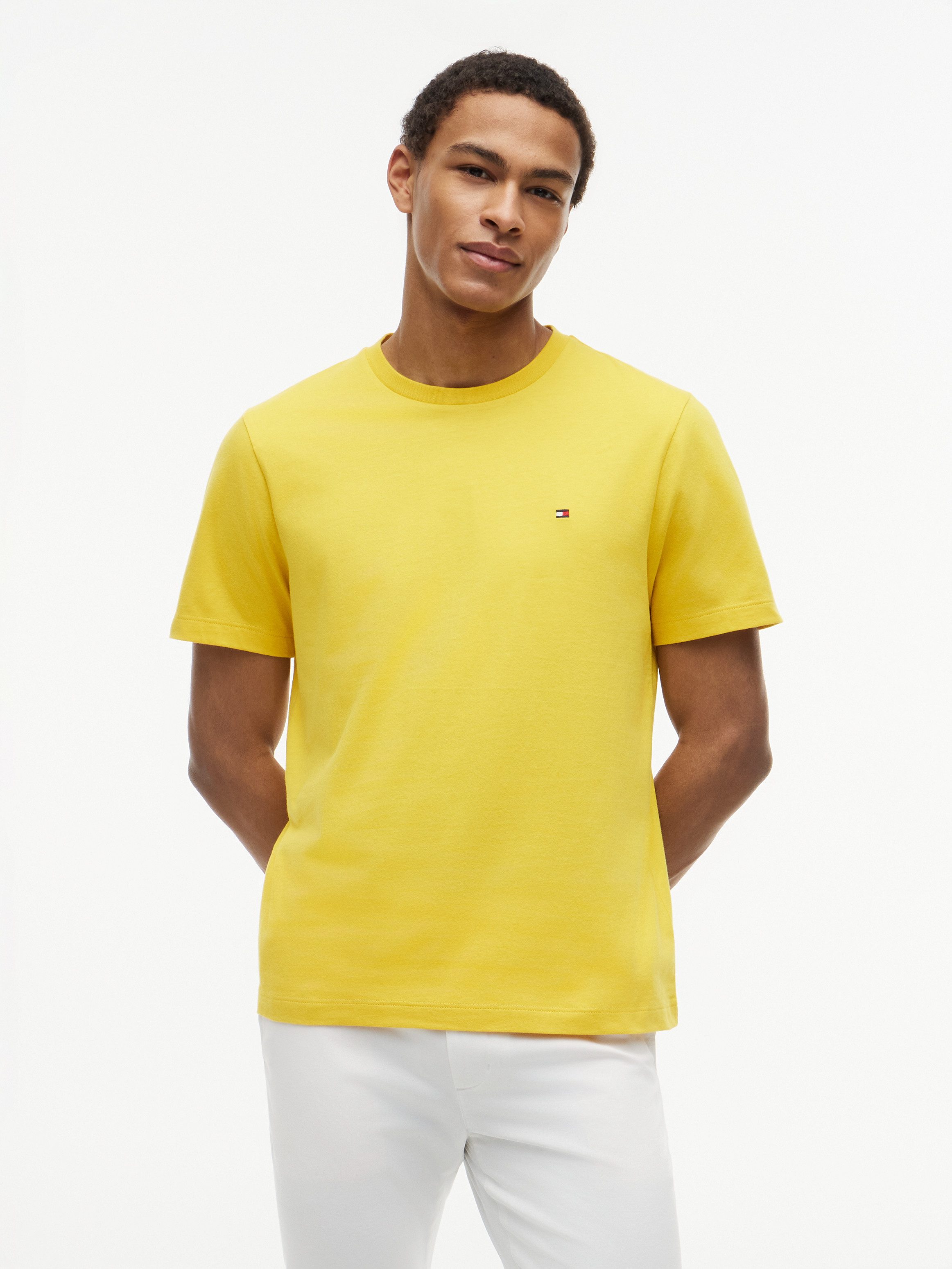 Tommy Hilfiger T-Shirt ESSENTIAL REGULAR FIT SOLID mit Stickerei unifarben, casual, Baumwolle, Rundhals