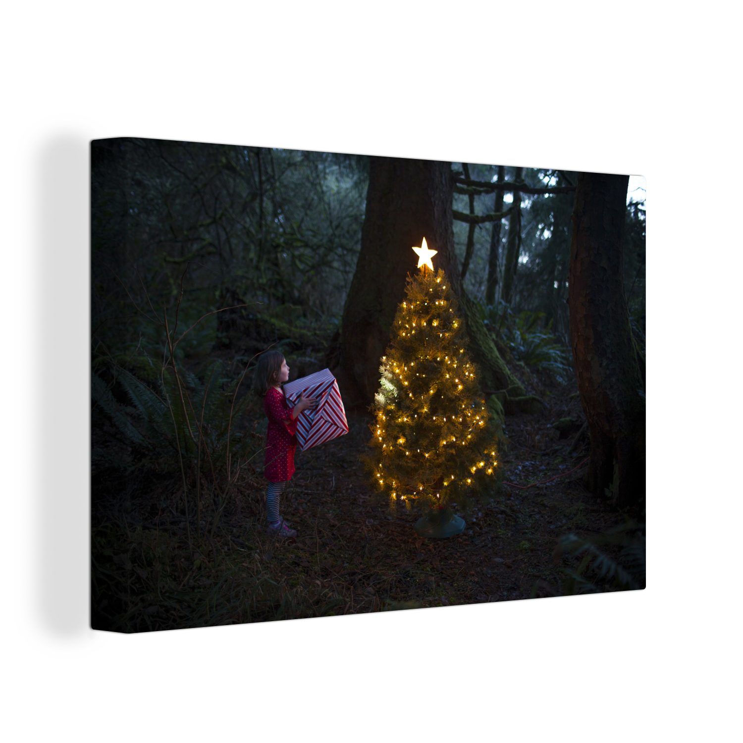 OneMillionCanvasses® Leinwandbild Wald - Weihnachtsbaum - Mädchen, (1 St), Wandbild Leinwandbilder, Aufhängefertig, Wanddeko, 30x20 cm