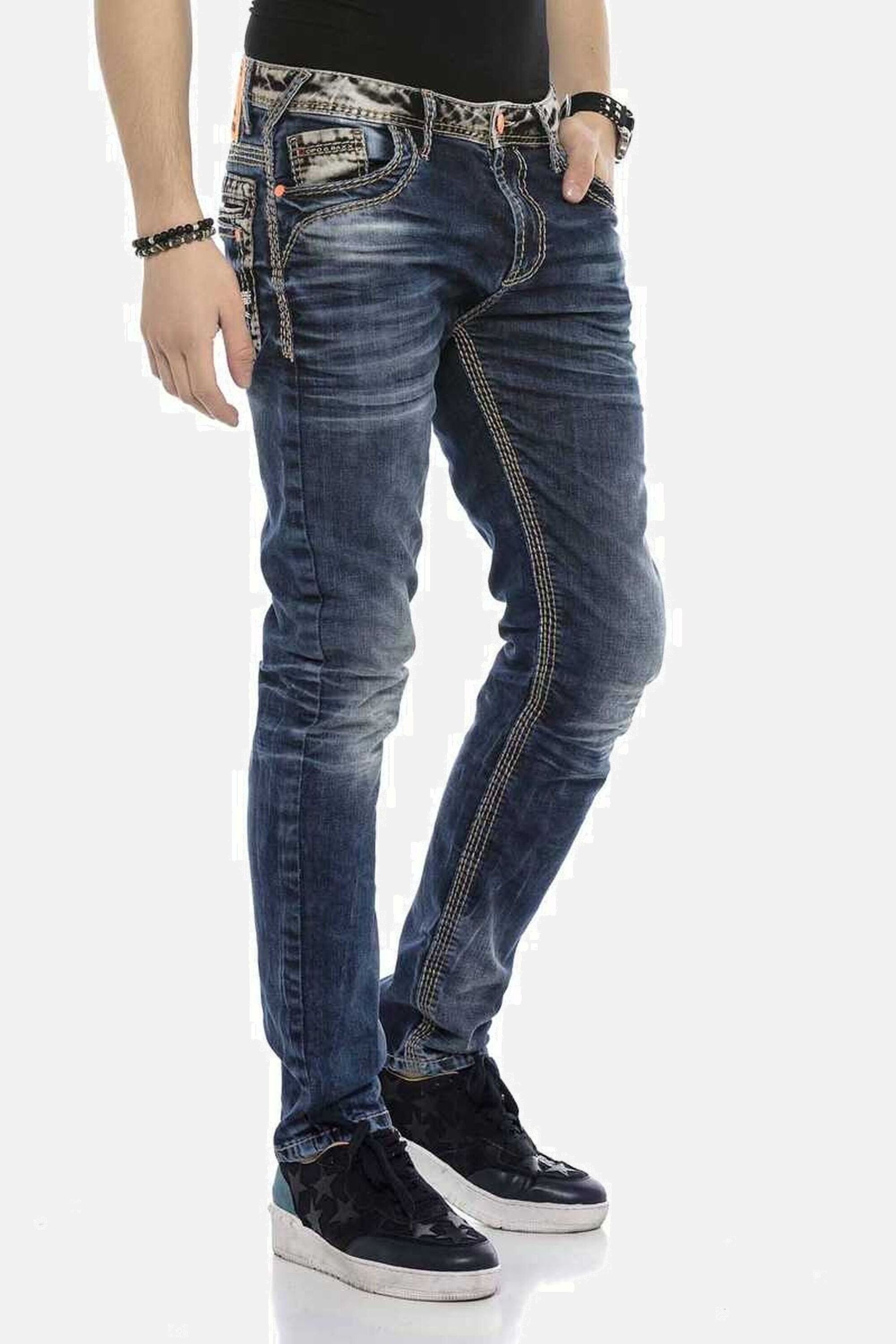 Cipo & Baxx Regular-fit-Jeans DENIM bequeme Jeans mit breiten Ziernähten, CD593