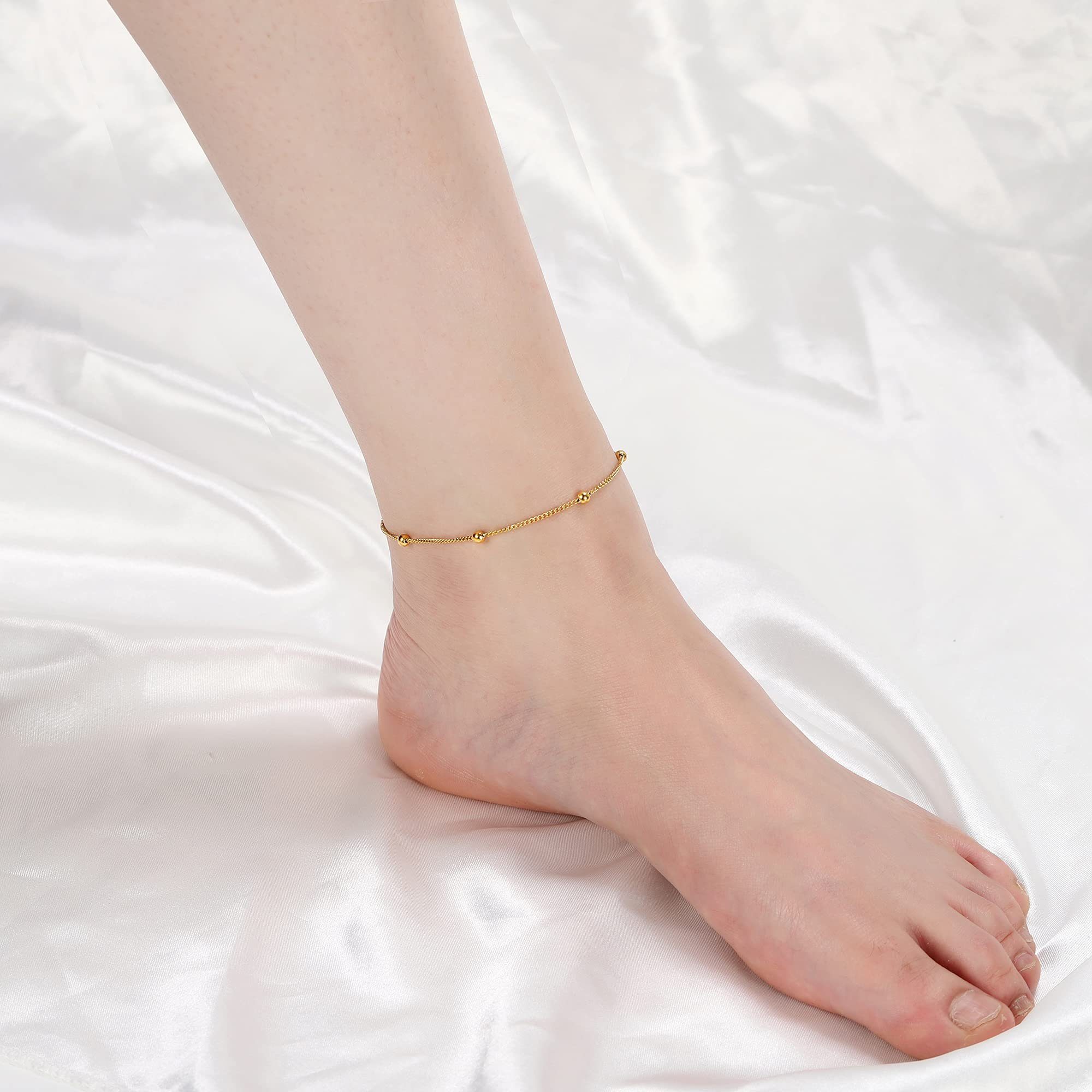 Kim Johanson Fußkette Yuna (1-tlg), Kugeln Gold mit