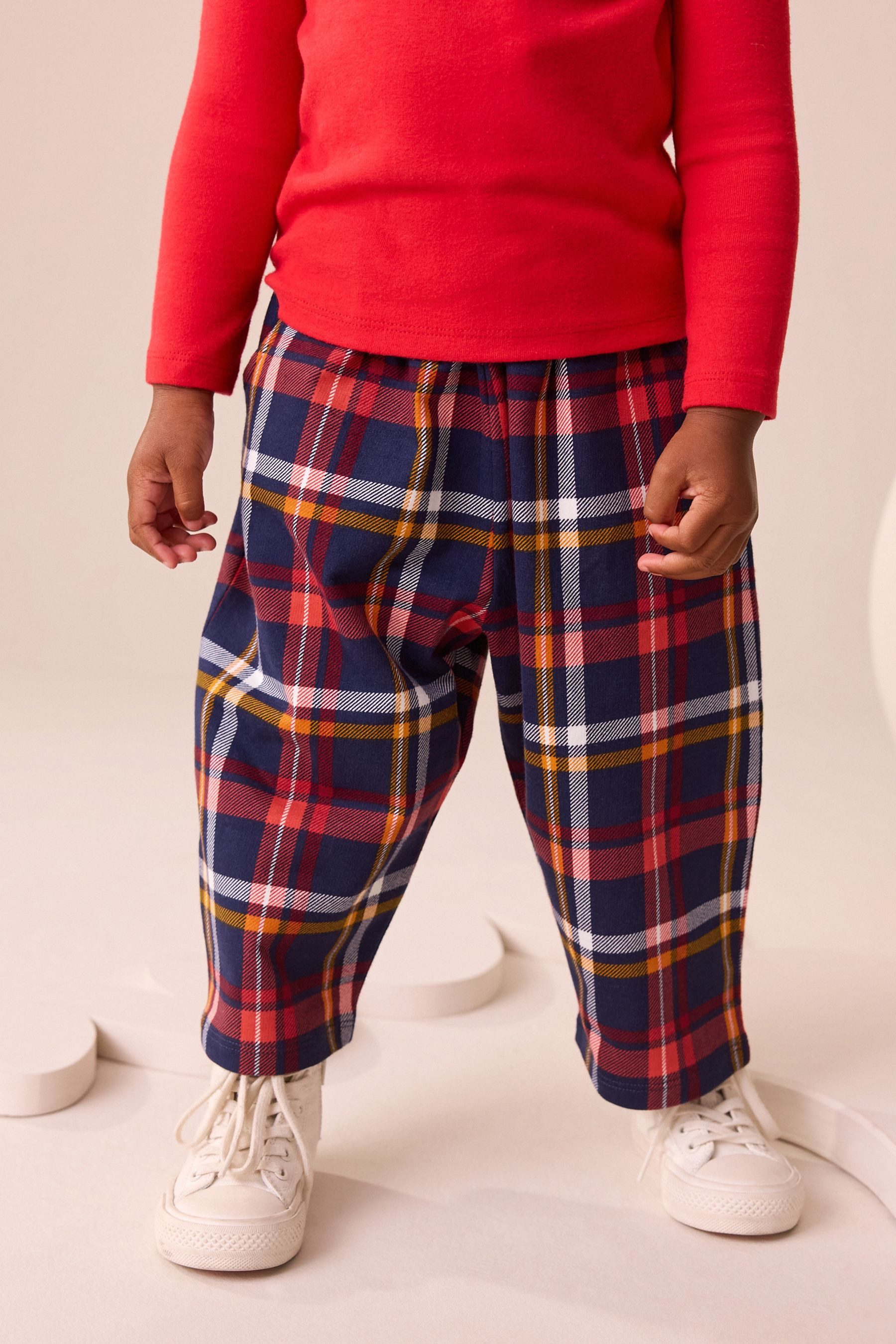 Schlupfhose Hose mit weitem Beinschnitt