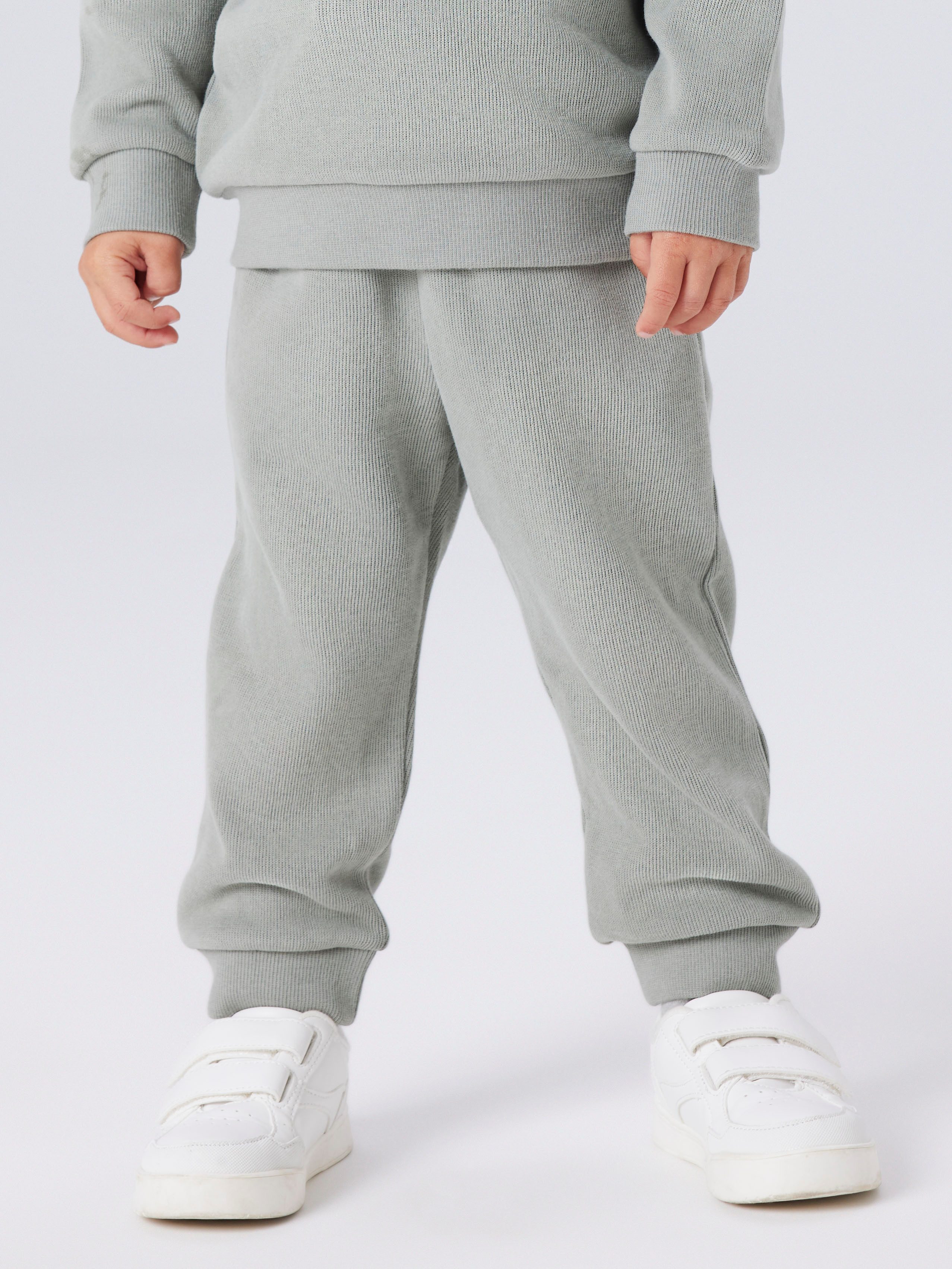 Name It Sweathose NMMOBEAR NREG SWEAT PANT UNB NOOS