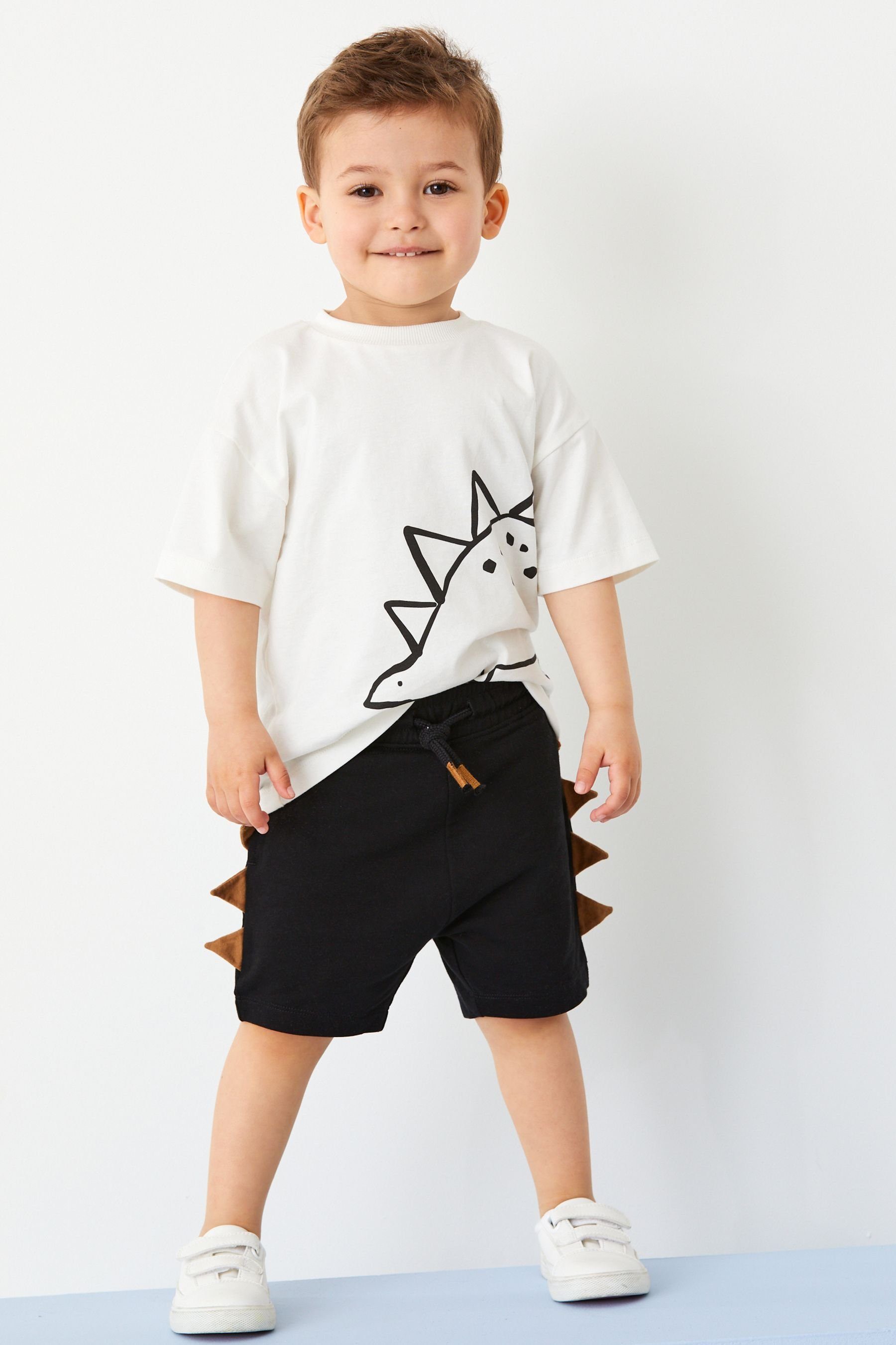 Next Shirt & Hose Set T-Shirts And Black/Tan Sleeve Shorts Short 4-teiliges (4-tlg) Brown