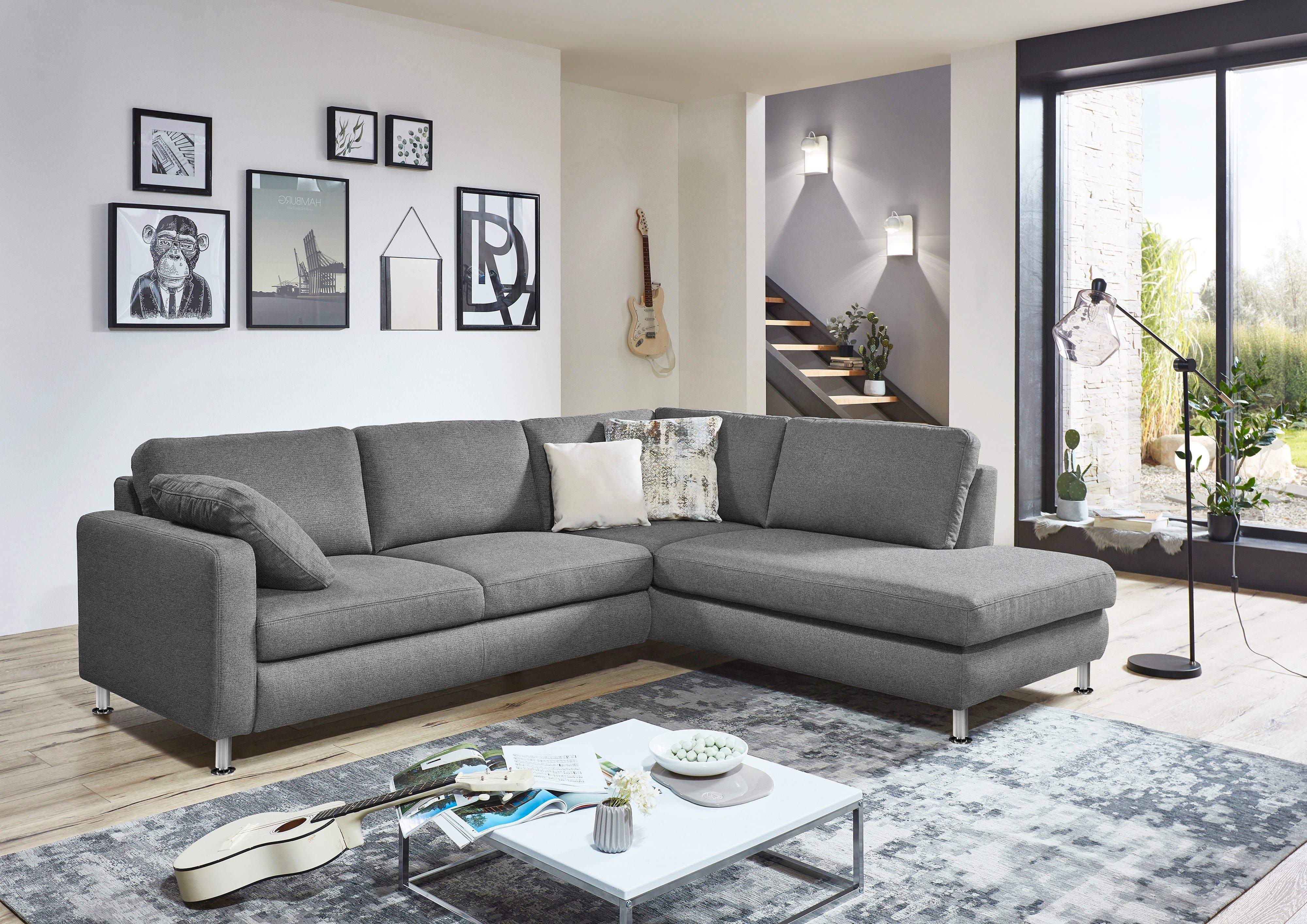 Die PlanBar Ecksofa MP-IN19027 L-Form, wahlweise mit Bettfunktion, mit Kaltschaum