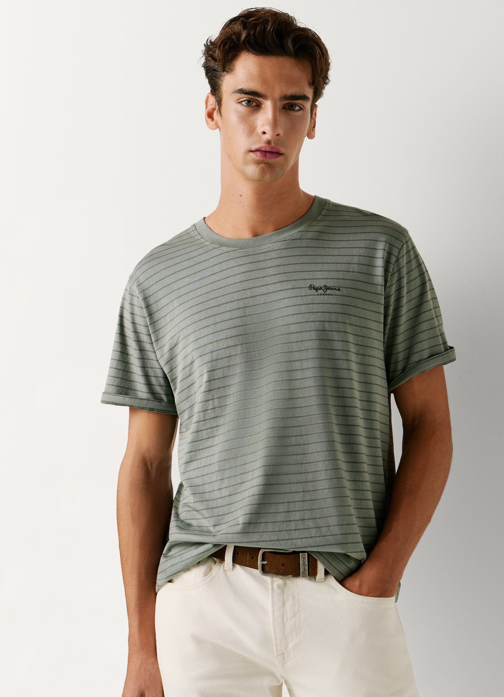 Pepe Jeans T-Shirt JACKO mit kleinem Ton-in-Ton Logoschriftzug