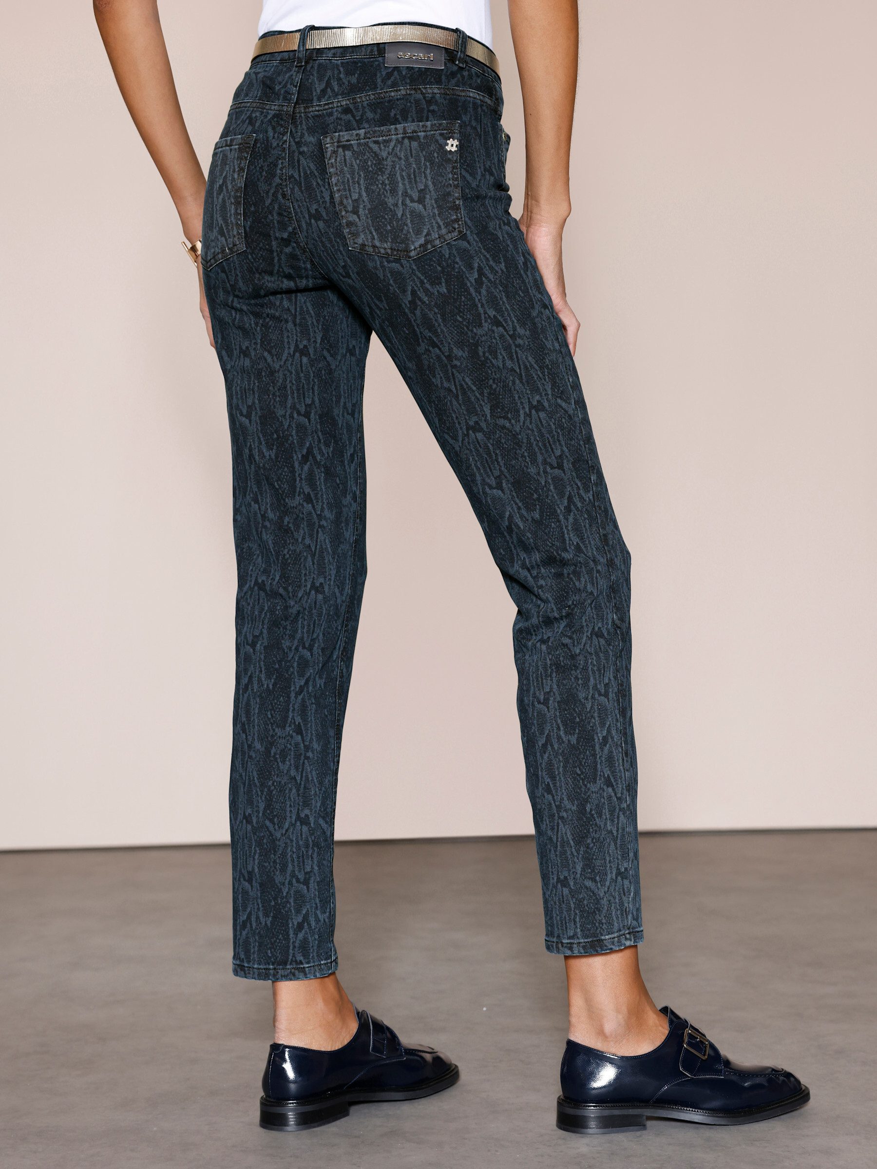 creation L Bequeme Jeans Jeans leicht vertieft