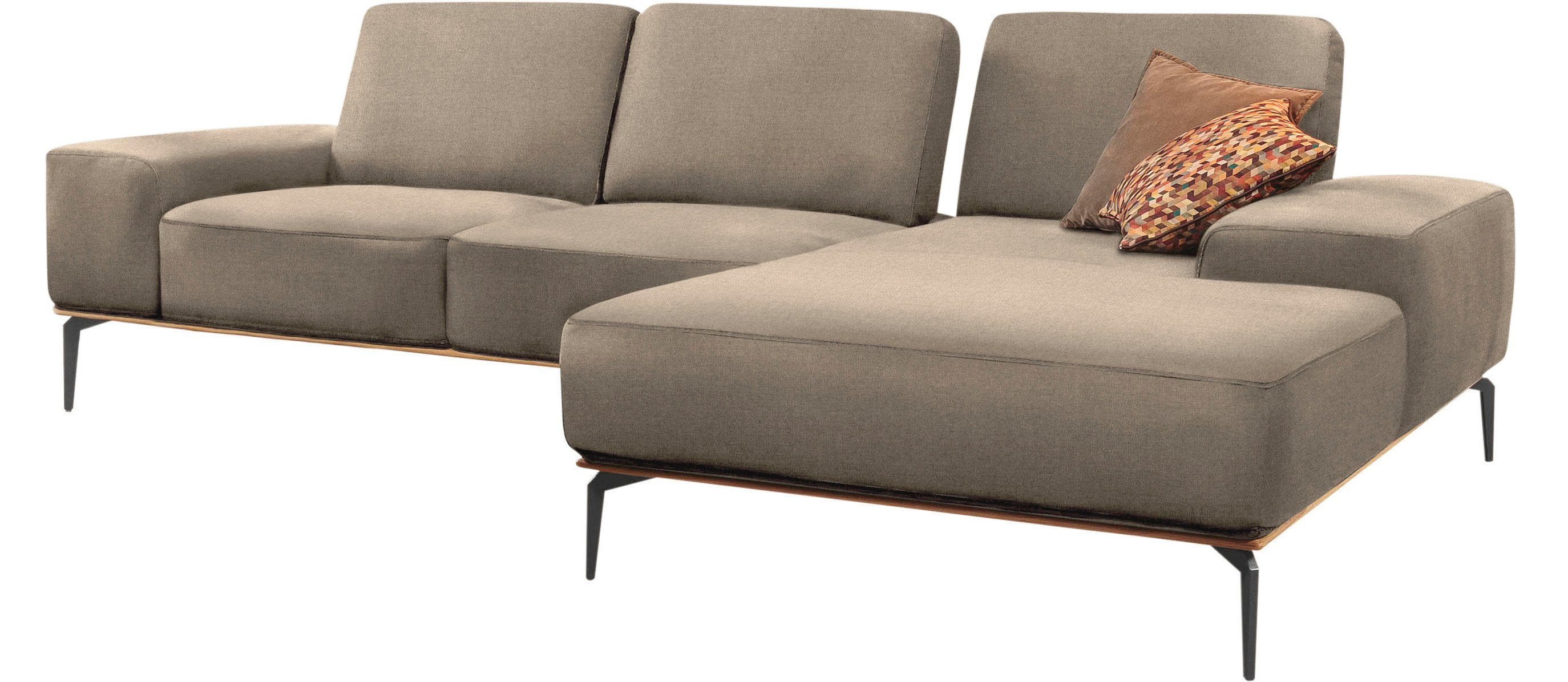 W.SCHILLIG Ecksofa run, Designsofa mit tollem Sitzkomfort, bequem, L-Form, mit Holzsockel, Füße in Schwarz pulverbeschichtet, Breite 299 cm