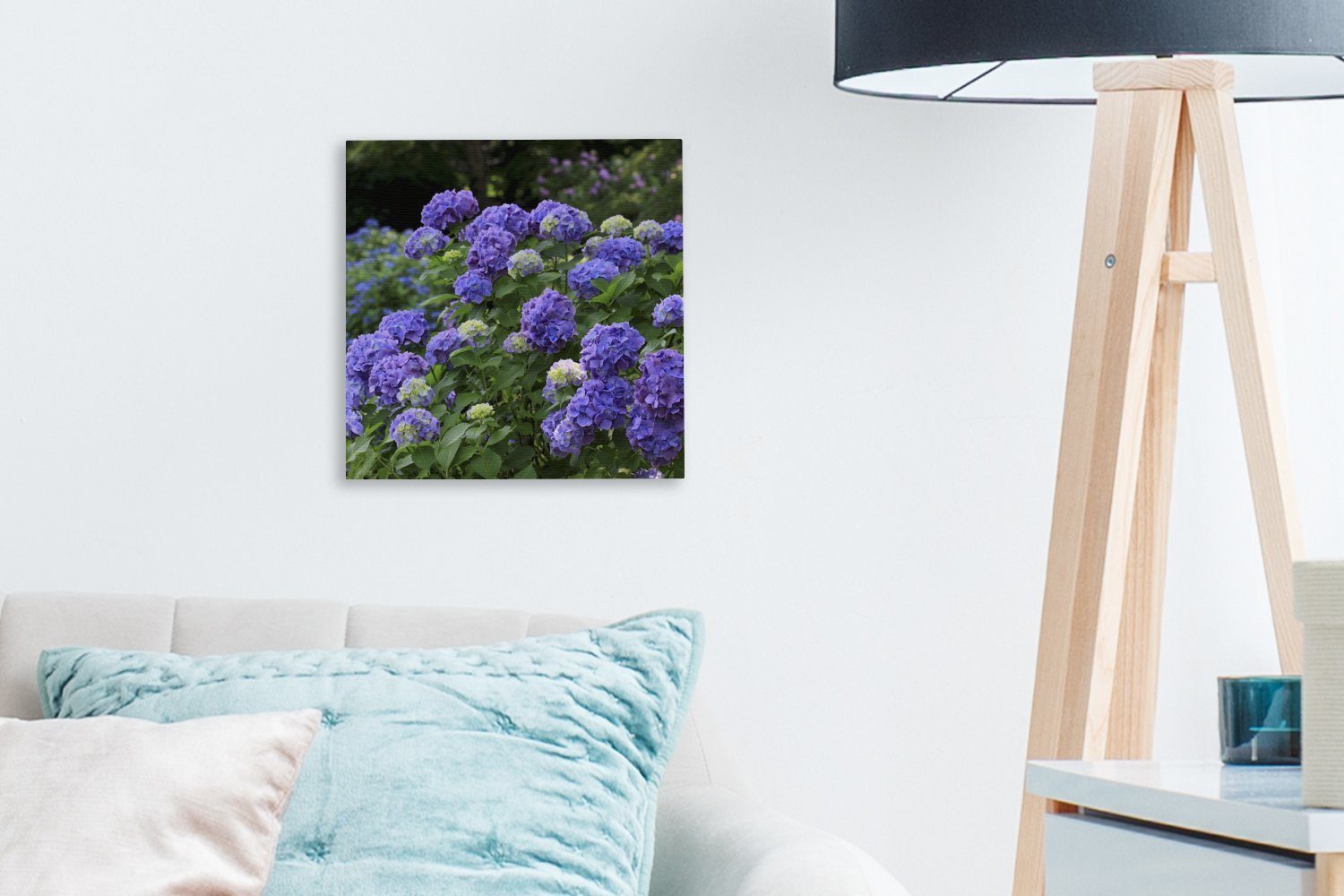 OneMillionCanvasses® Leinwandbild Lila Hortensien in einem Bilder Leinwand Wohnzimmer für Schlafzimmer japanischen St), (1 Garten