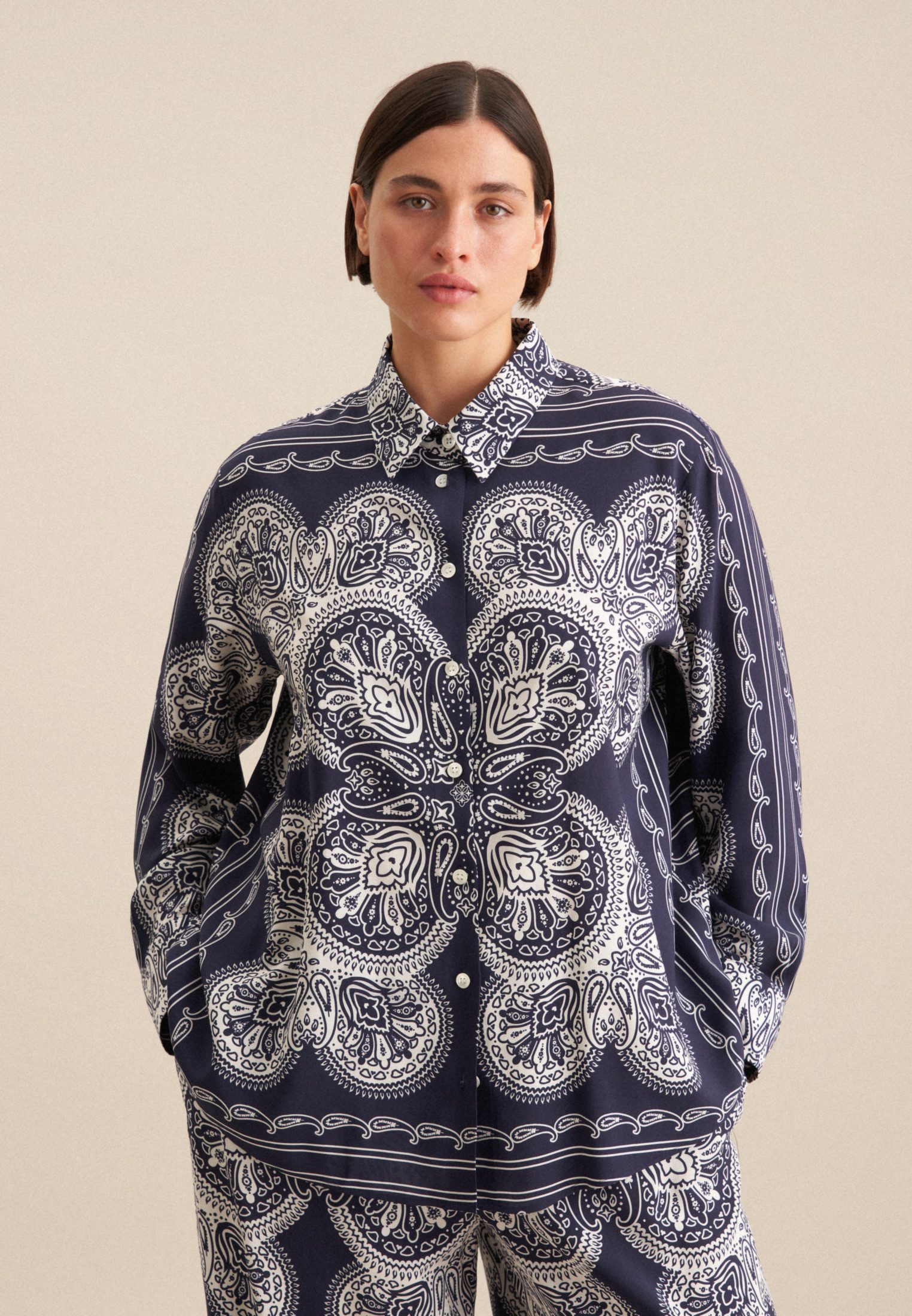 seidensticker Hemdbluse Schwarze Rose Langarm Kragen Tuchprint günstig online kaufen
