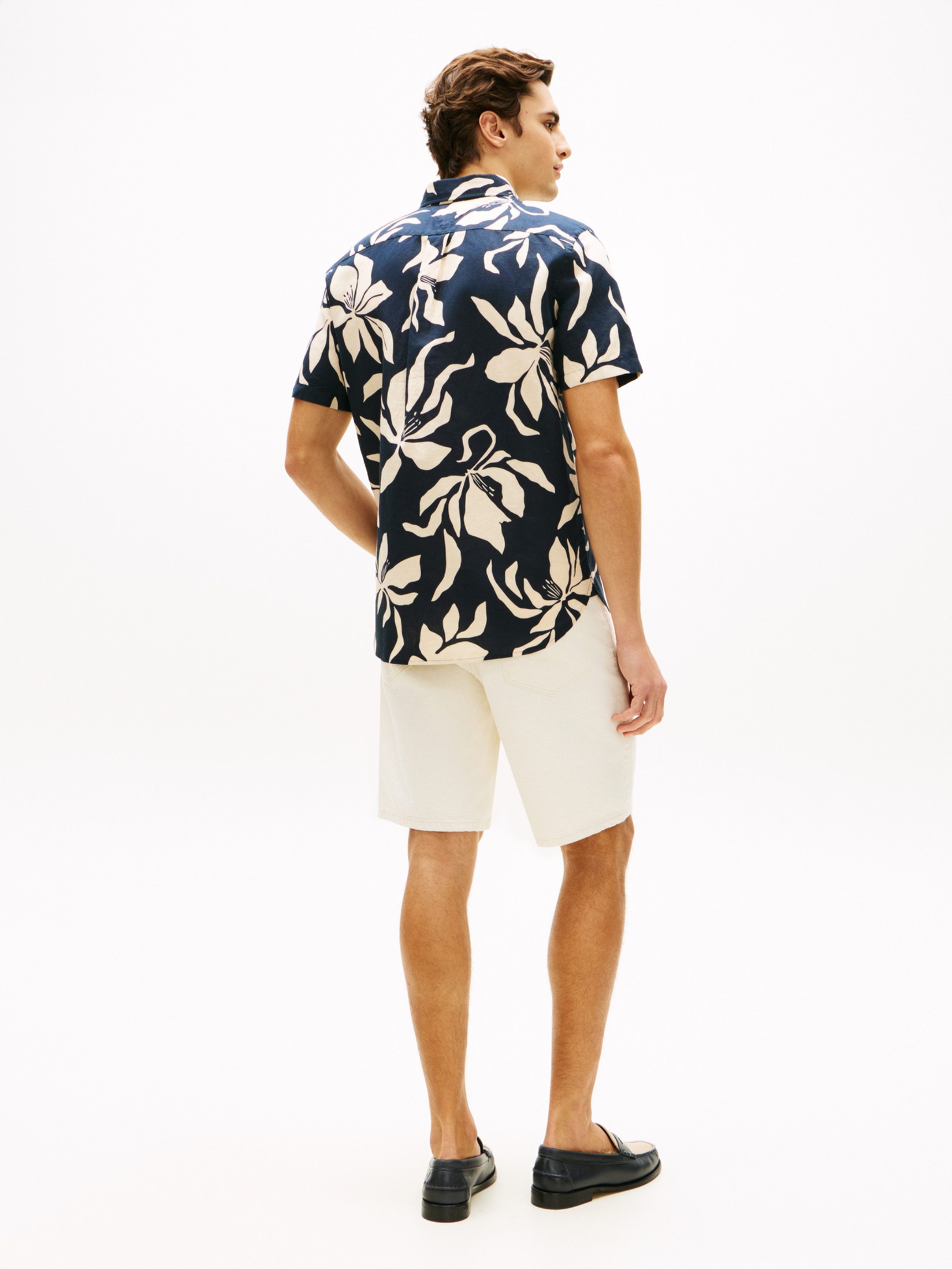 Tommy Hilfiger Kurzarmhemd LINEN BLEND FLOWER PRINT aus Leinenmix, regular fit – Bild 5 von 5