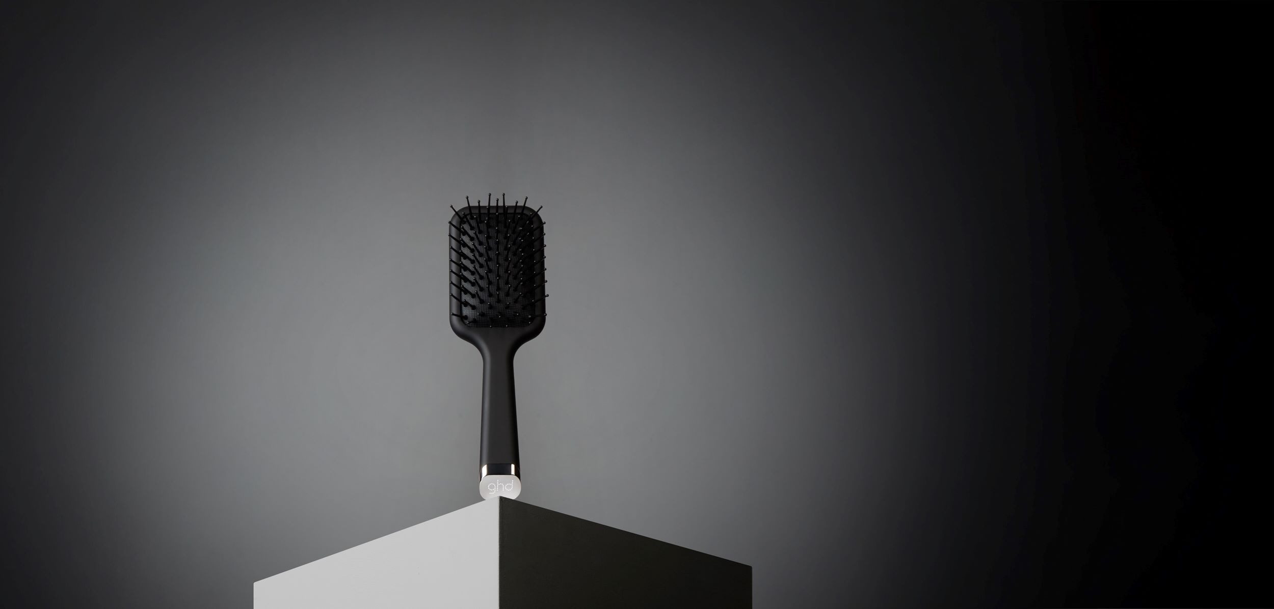 GHD Paddelbürste GHD Mini Paddle Brush - schwarz, 1-tlg., Styling Bürste für geschmeidig-glattes Haar