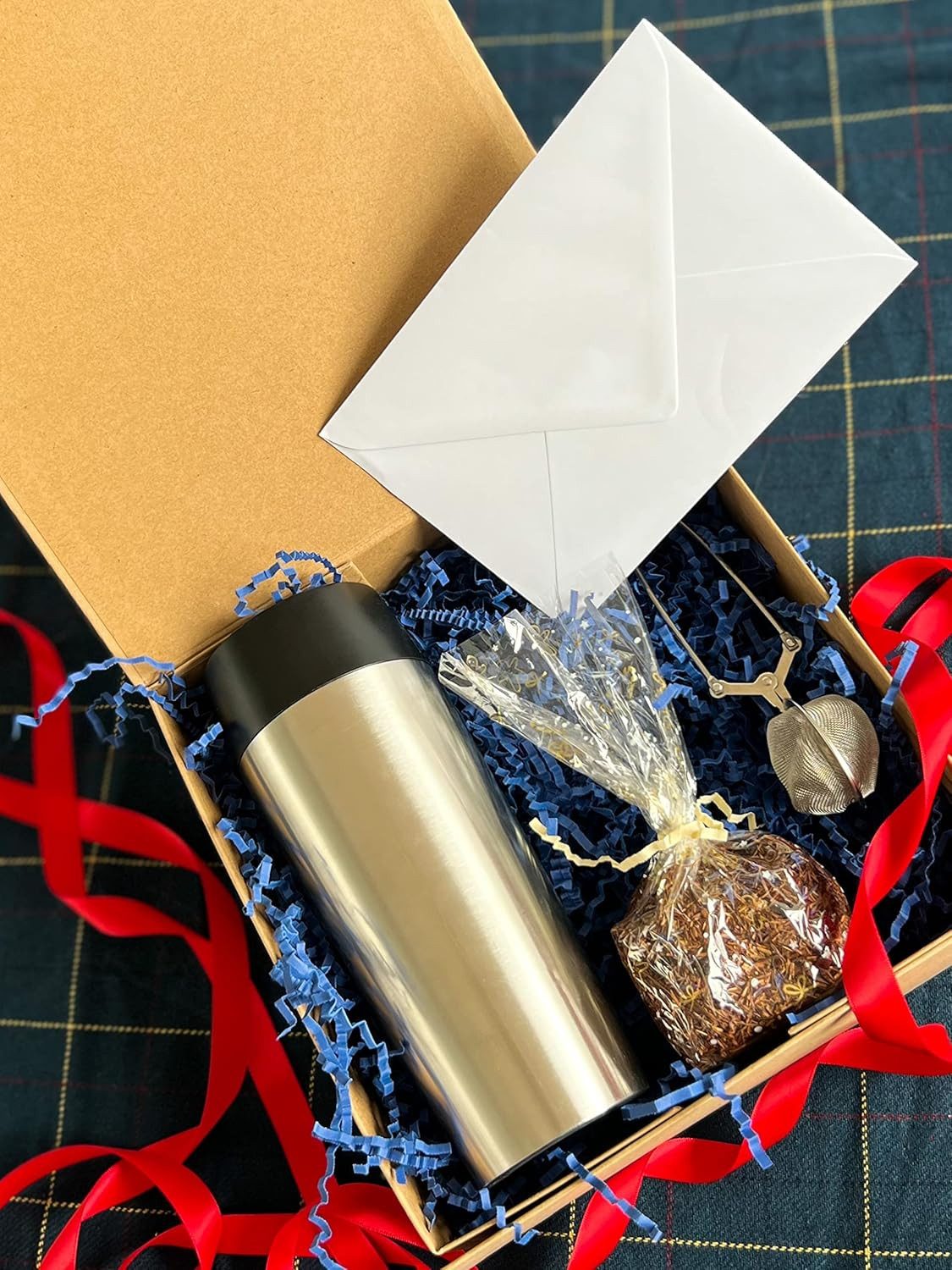 ideas in Boxes Geschenkbox Happy Birthday Geschenkkarton, Premium Magnetbox, Geschenkverpackung für Geburtstag mit Schriftzug