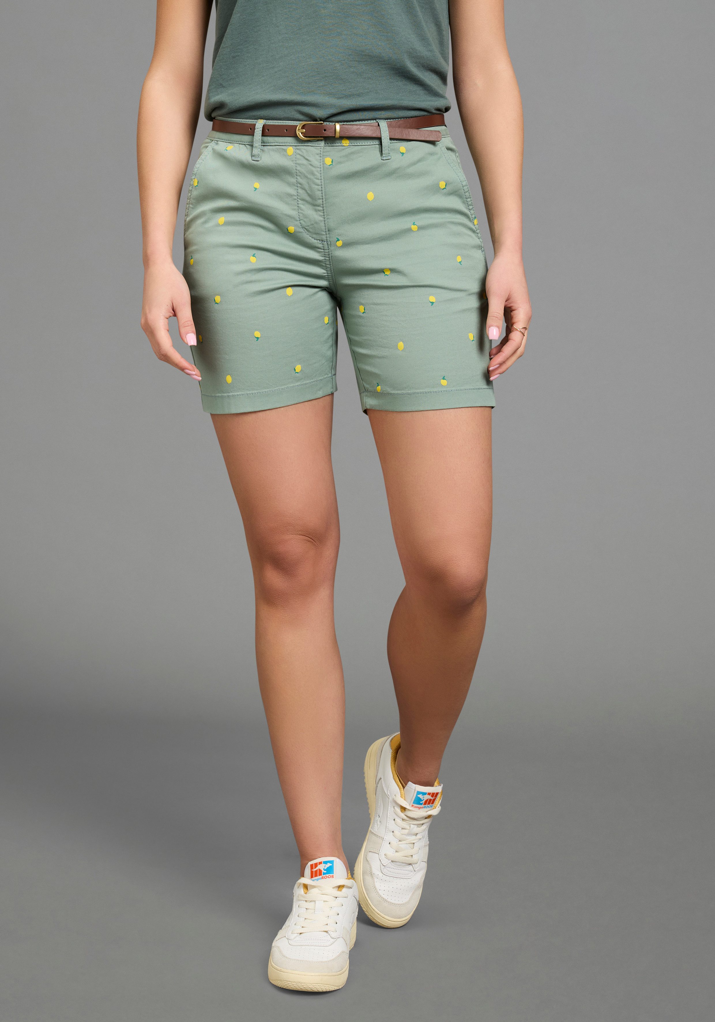 KangaROOS Chinoshorts (Set, 2-tlg., mit Gürtel) mit Zitronen, kurze Hose mit geradem Bein, inklusive Gürtel