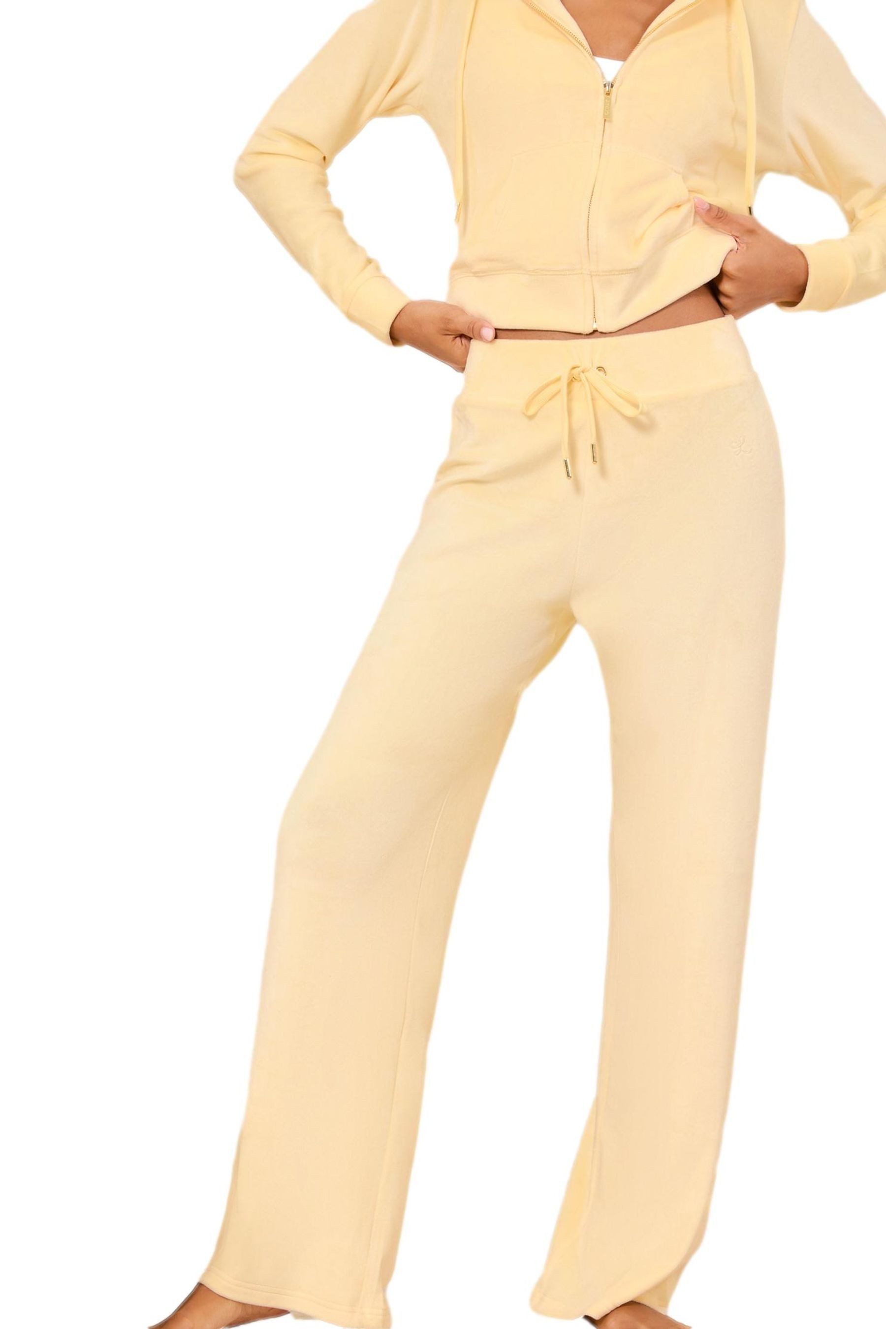 LIPSY Jogginghose Relaxed Fit Velours-Jogginghose mit weitem Bein (1-tlg)