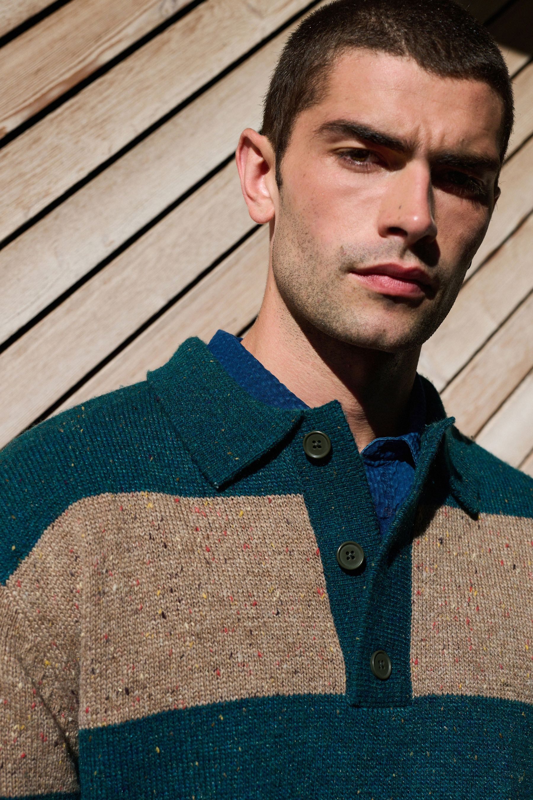 Next Strickpullover Relaxed Fit Rugby-Polohemd aus Strick mit Streifen (1-tlg)