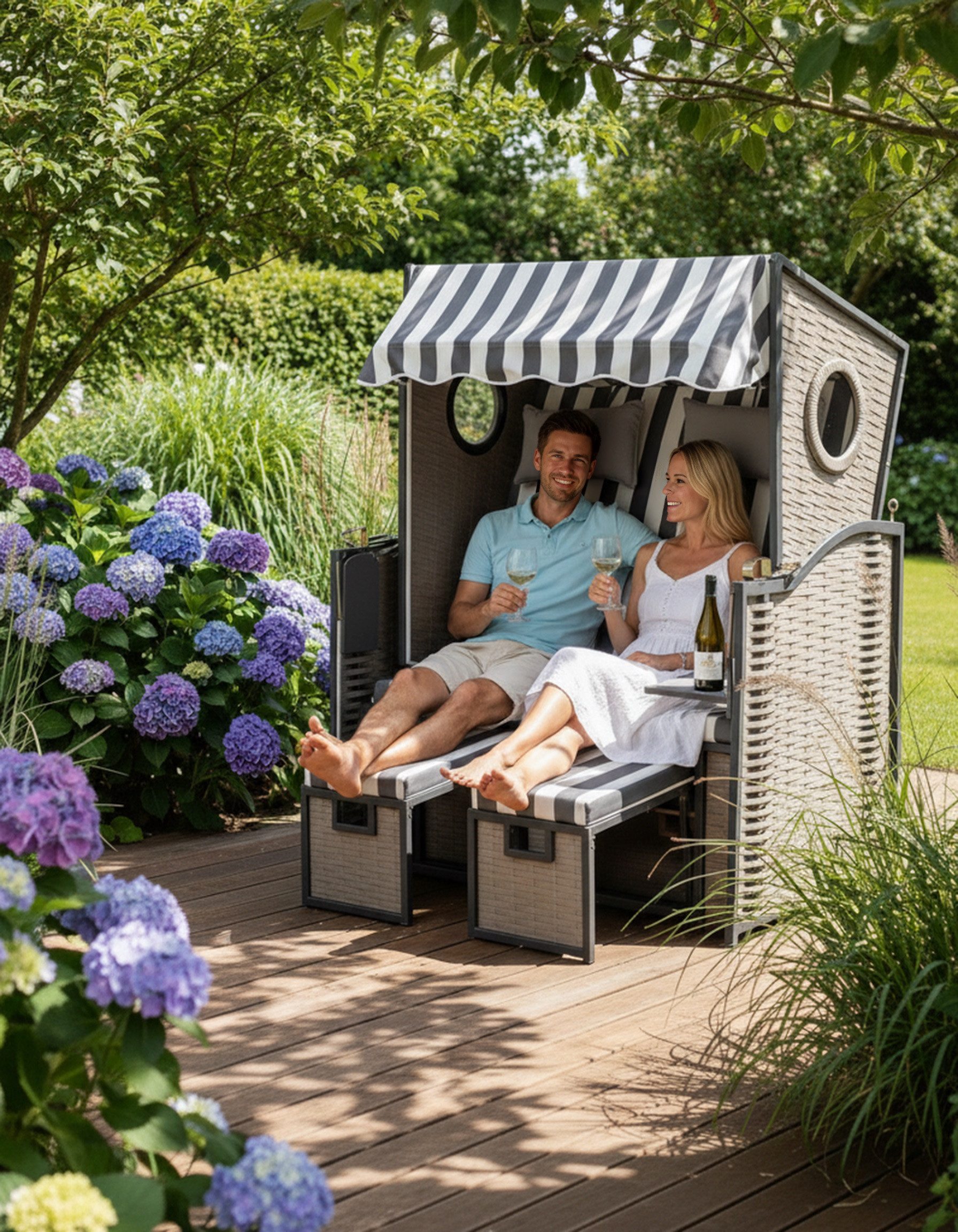 Wohnando Strandkorb Strandkorb "Crew", 115x73x158cm (BxTxH), (1-tlg), im Martimen Design mit Bullauge, für 2 Personen