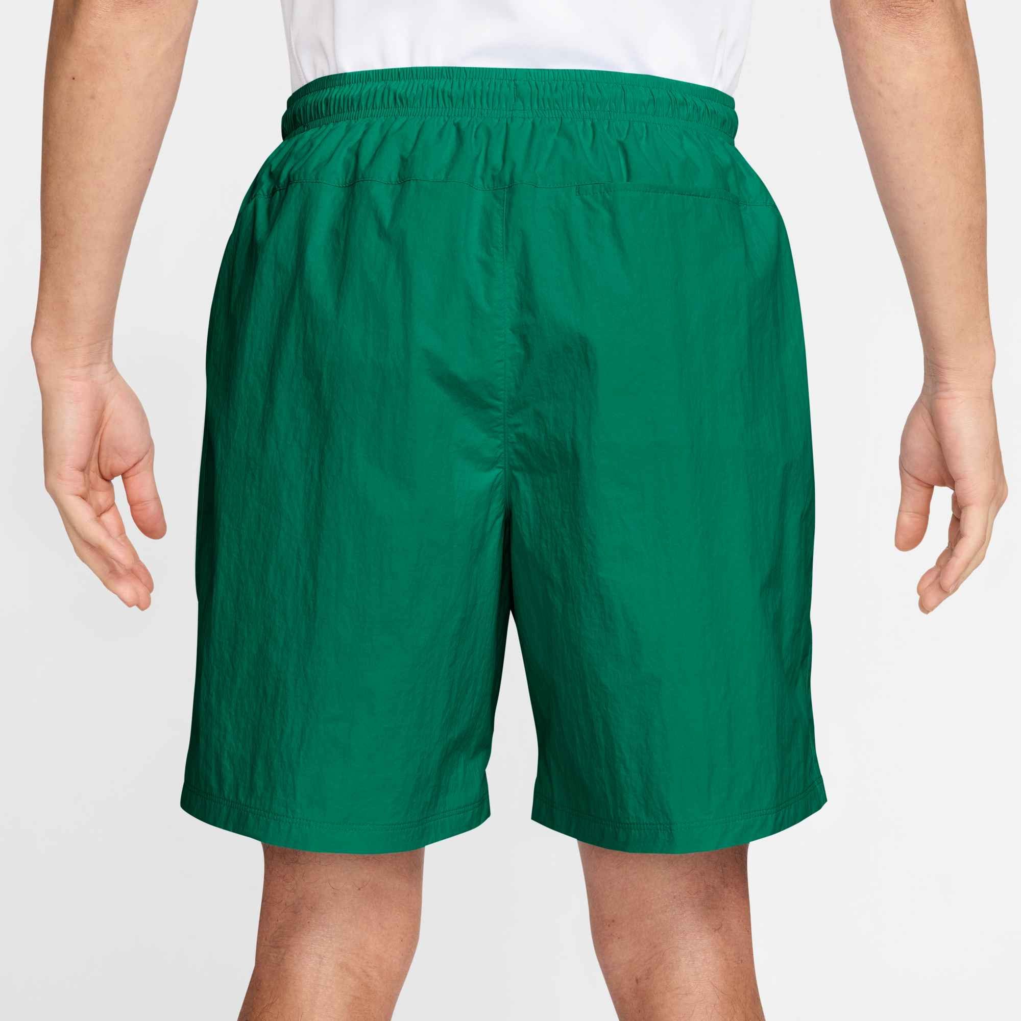 Nike Sportswear Shorts M NK CLUB SPORT SHORT mit Kordelverschluss, aus Nylon