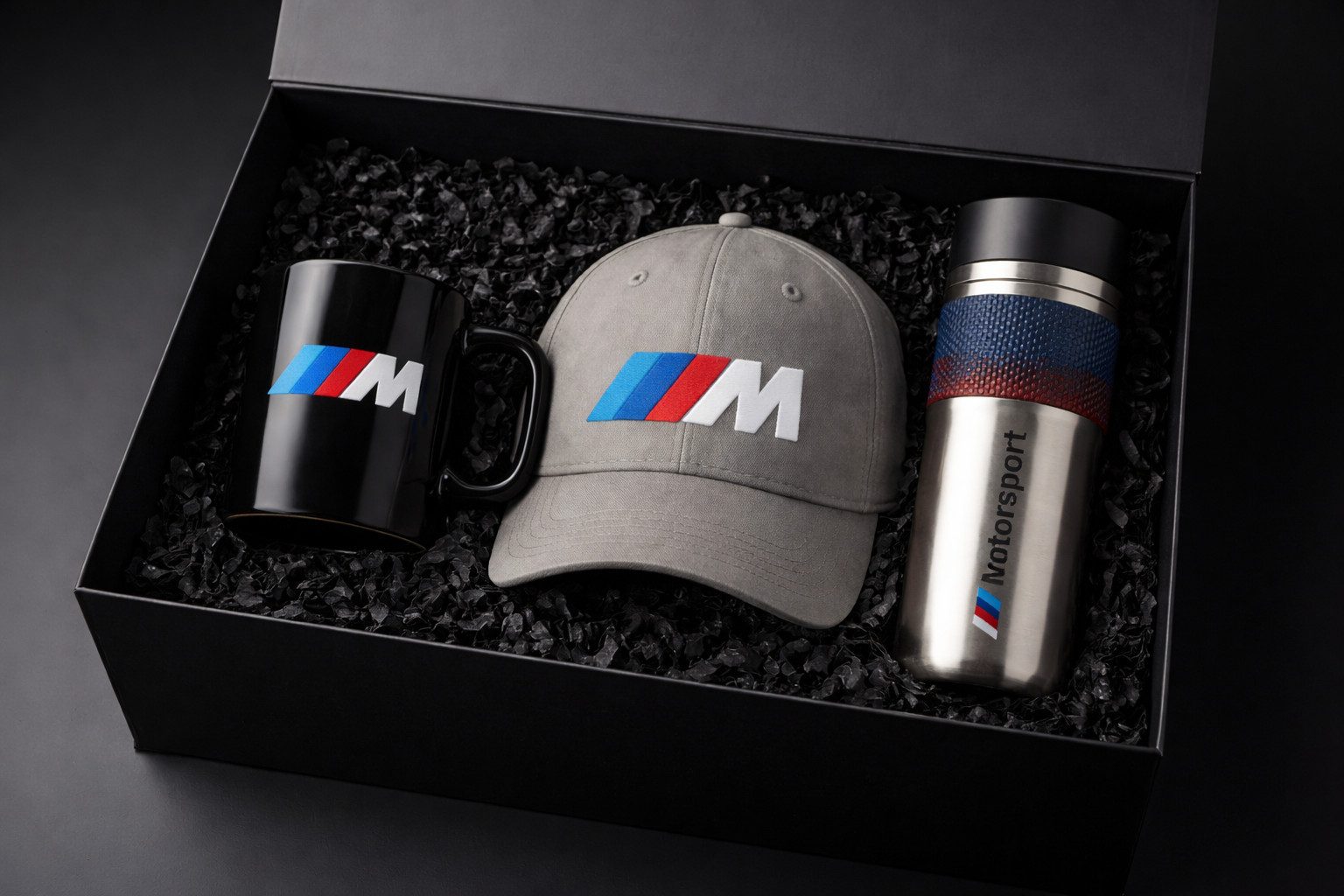 BMW Thermobecher BMW M Perfomance Geschenkset Geschenkbox Mütze Tasse Thermobecher, 3-tlg.