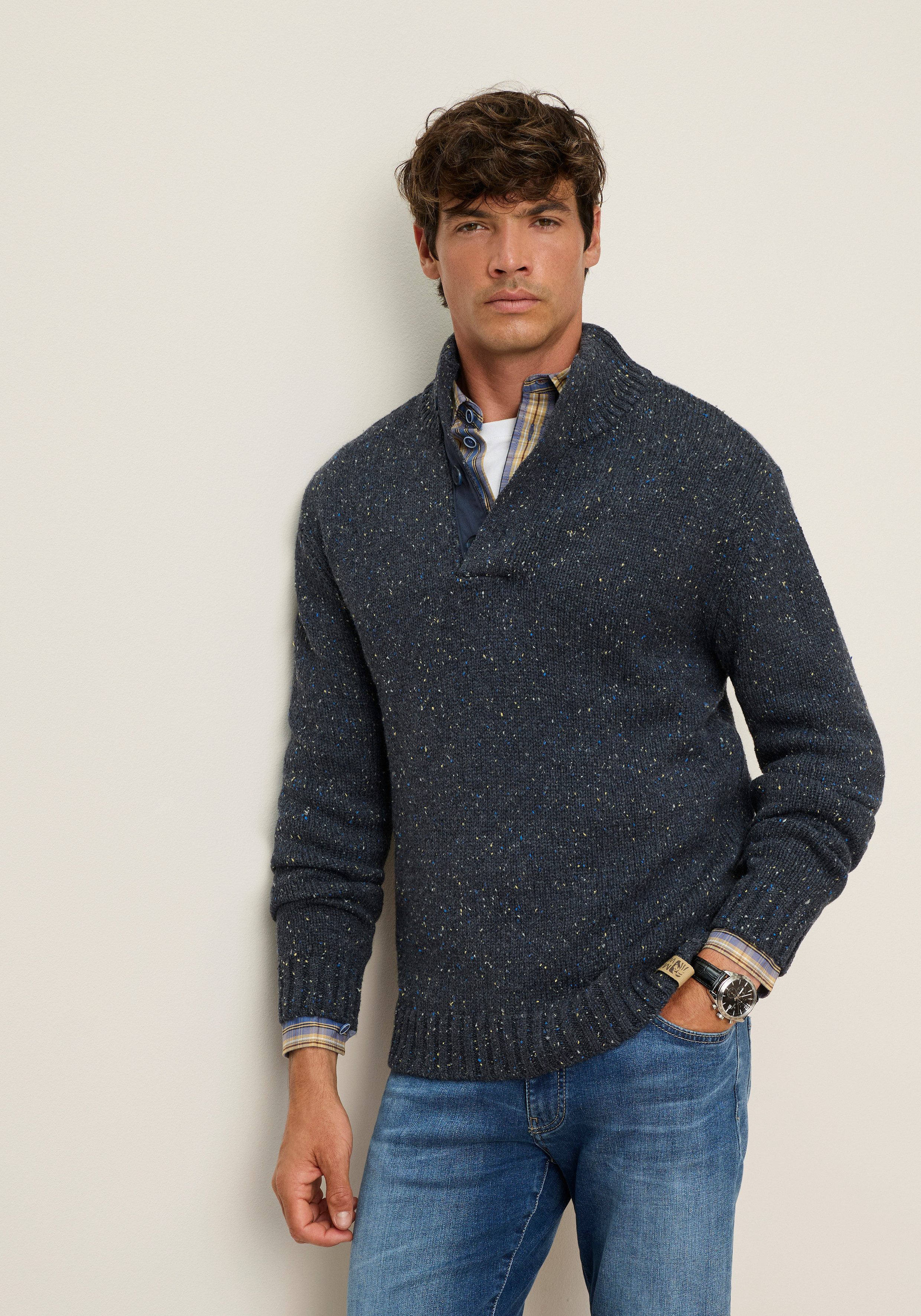 Man's World Troyer Neue Kollektion! Melange Garn mit farbigen Akzenten mit Langarm, aus Strick mit Baumwolle, Regular Fit. € 49,99, (€ 49,99 pro 1 Stk).
