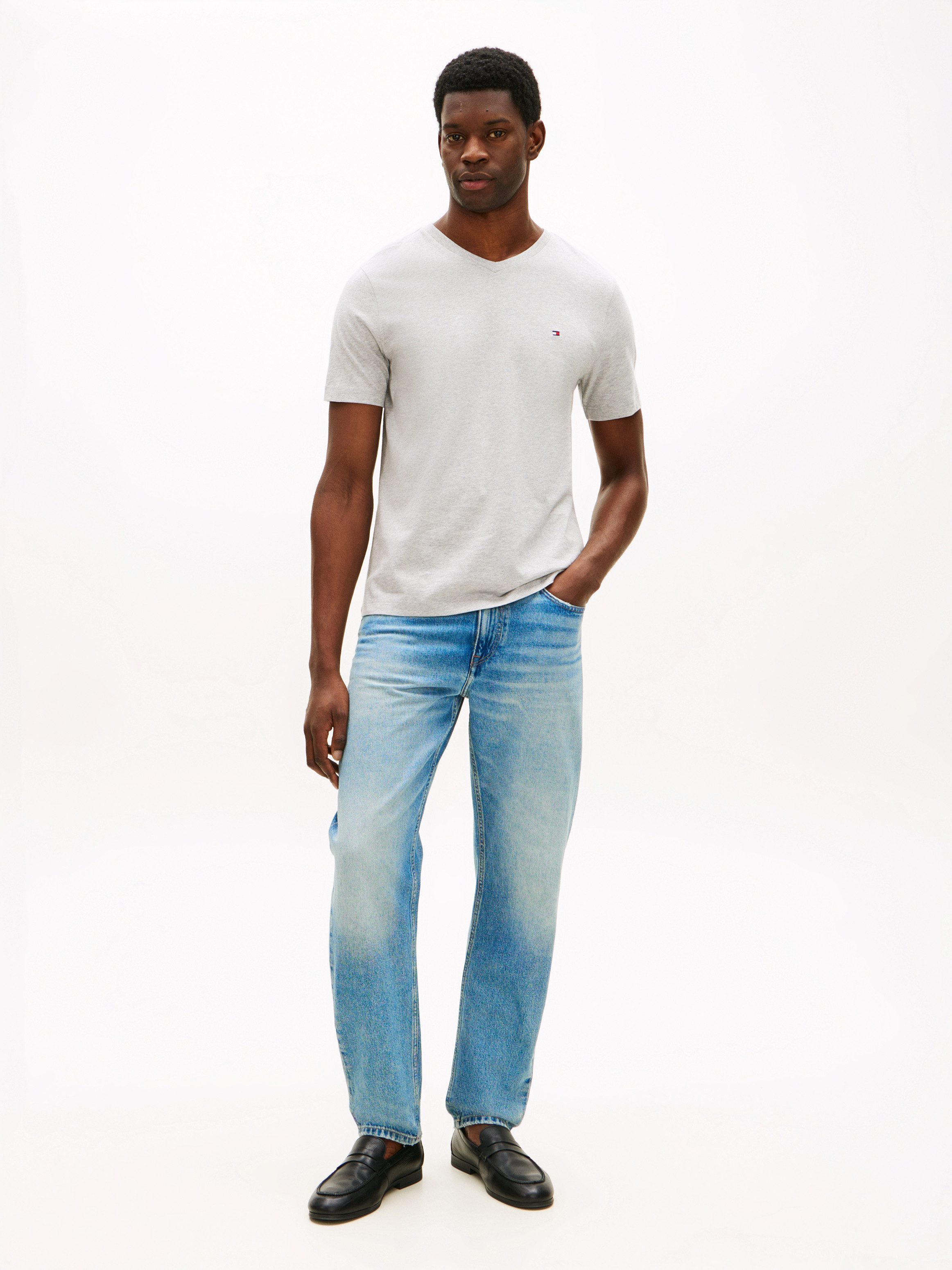 Tommy Hilfiger V-Shirt ESSENTIAL V-NECK unifarben, casual, regular fit, Baumwolle