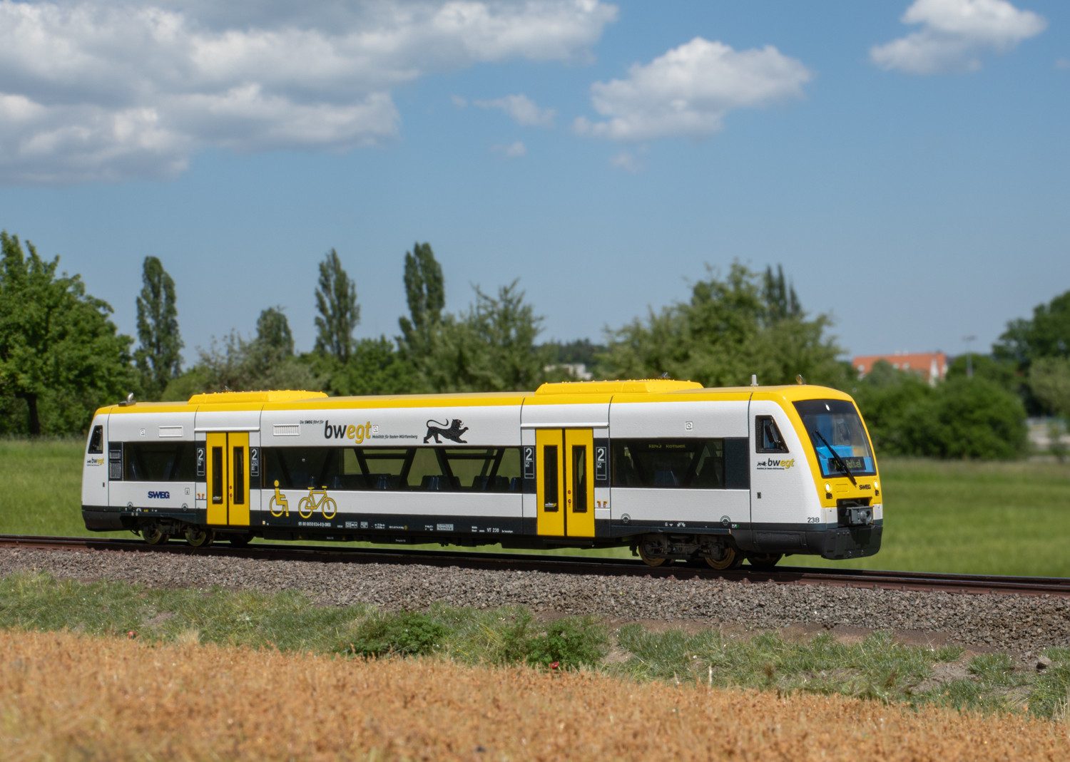 Märklin Personenwagen Dieseltriebwagen Regio Shuttle RS1, Baureihe 650 - 36966, Spur H0, mit Sound und Beleuchtung; Made in Europe