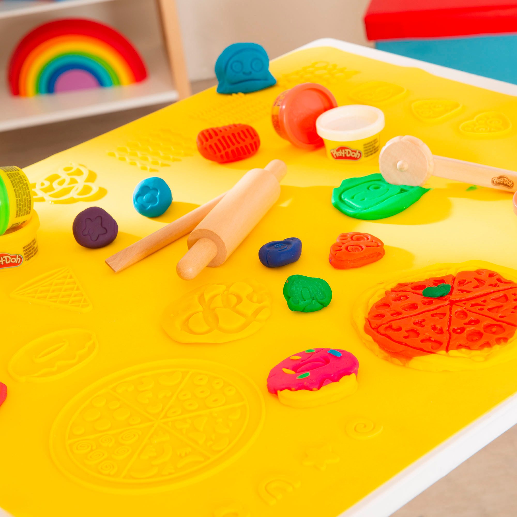 roba® Children's Seating Set Play-Doh, (Set), incl. 3D Creative Mat, Modeling Clay and Accessories