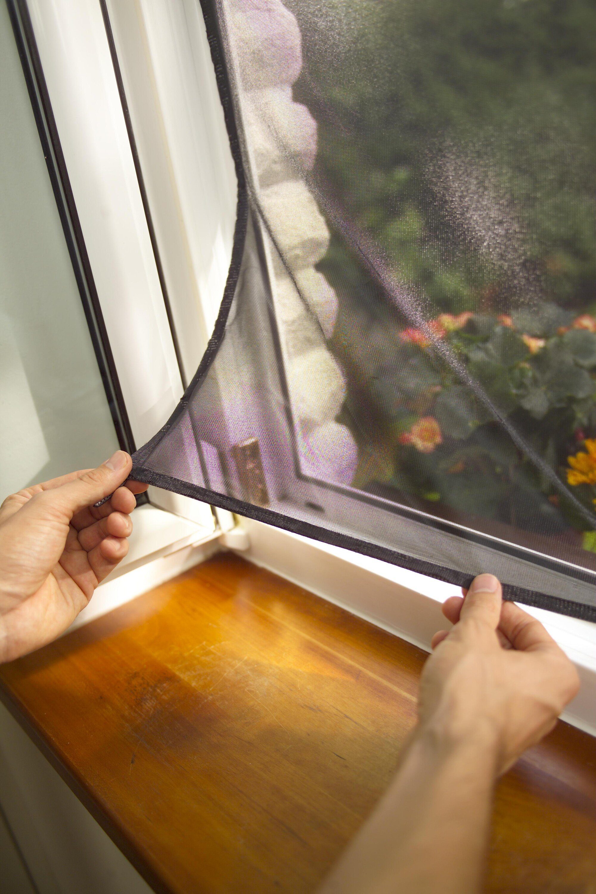 Fenster mit Comfort schwarz Fliegengitter-Gewebe Fliegennetz, für Bohren tesa Insektenschutzgitter (Packung, - ohne Protect Insect SUN Klettband), 1.3m:1.5m, 1-St., - Fliegengitter - Sonnenschutz Stop