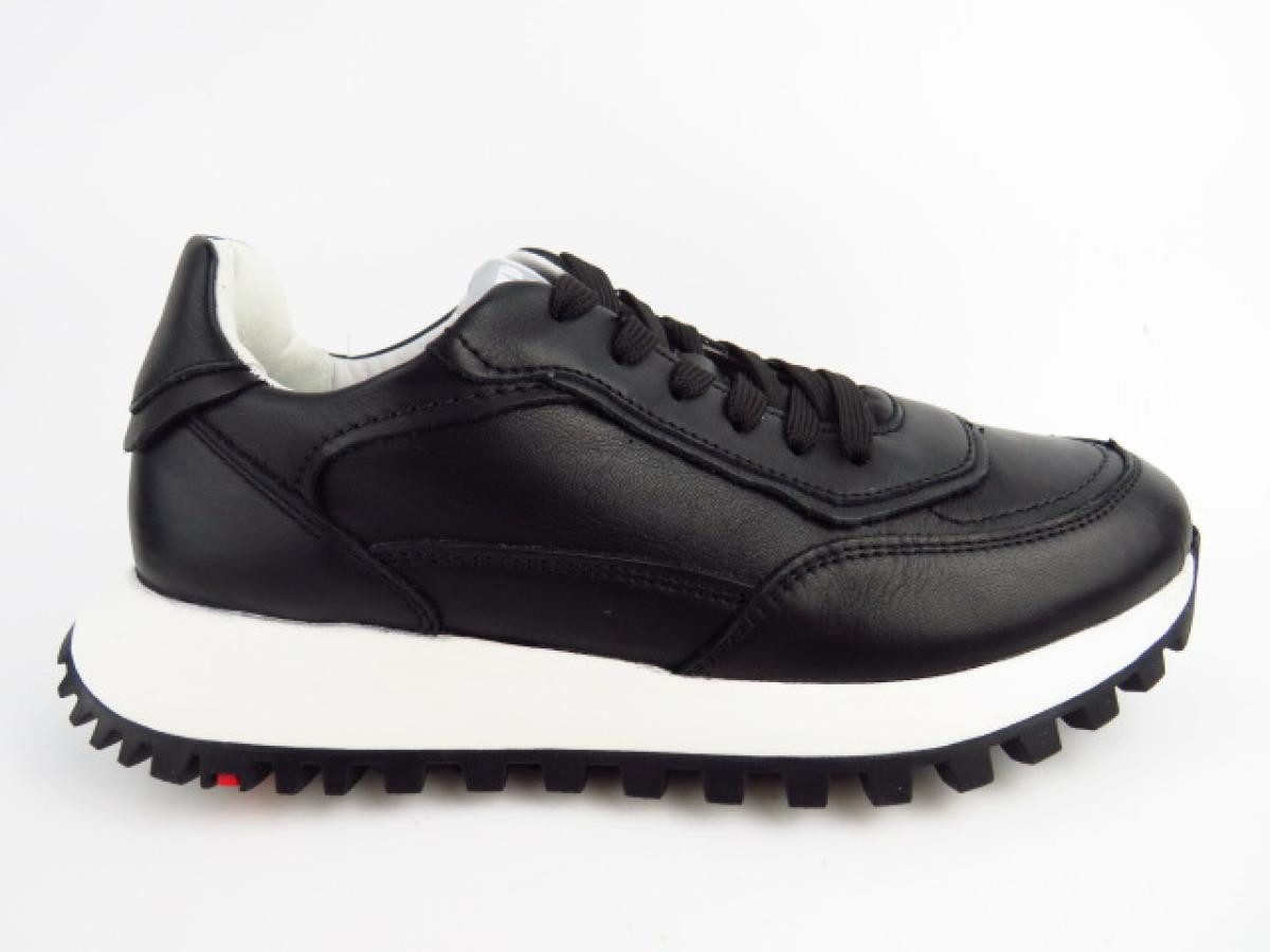 Juno Sneaker