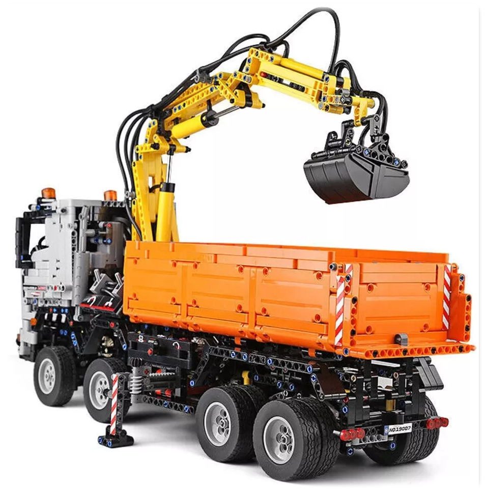 COIL RC-LKW aus Blöcken, Spielbausteine, Pneumatischer LKW, Spielbauklötze, günstig online kaufen