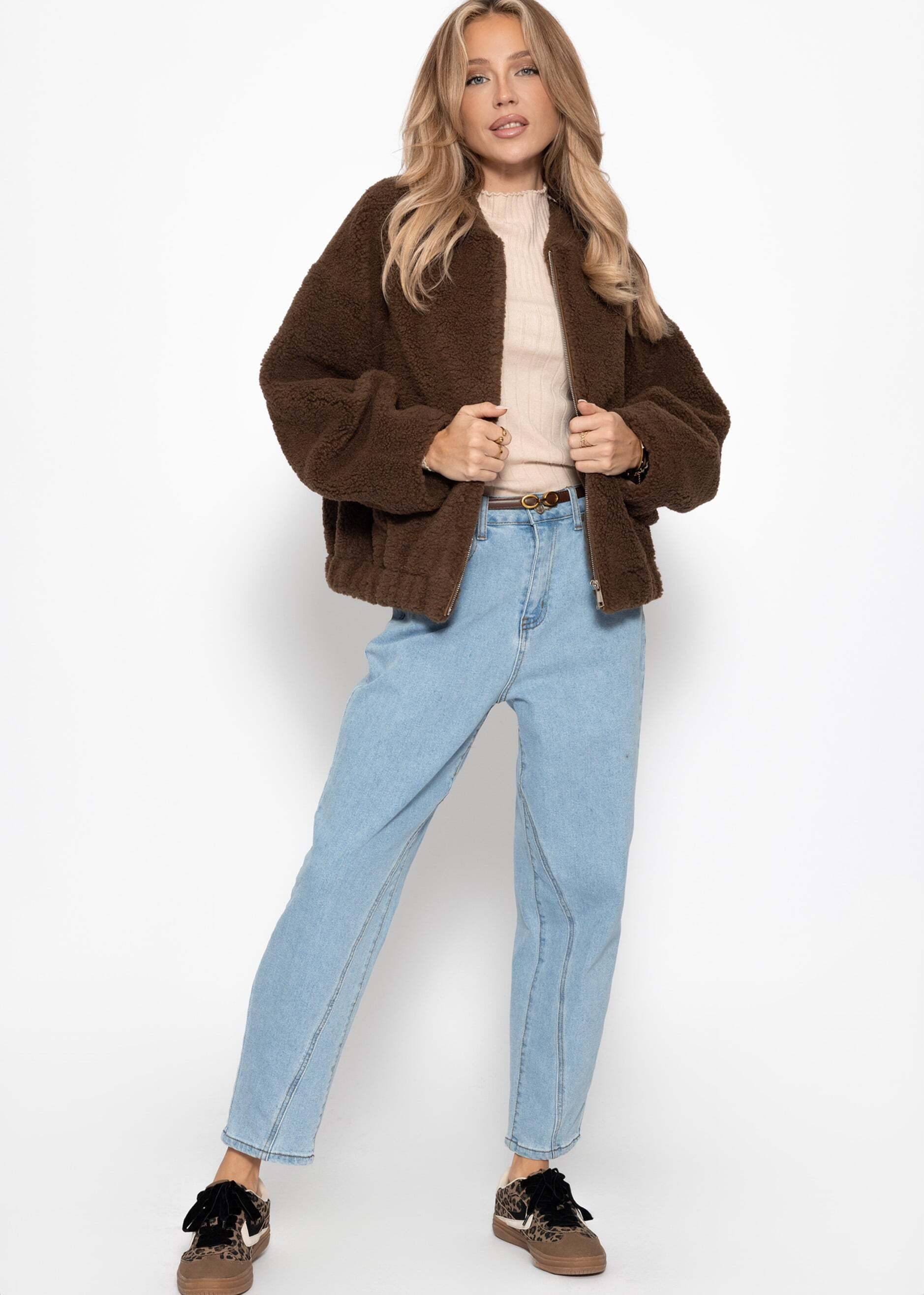 SASSYCLASSY Bomberjacke Bomberjacke aus Teddyfell für Damen Kuschelige Jacke im oversized Fit mit breiten Bündchen Beige Braun