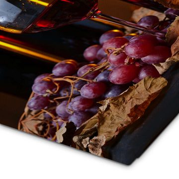 Posterlounge Leinwandbild Editors Choice, Rotwein mit Trauben und Weinblättern, Küche Mediterran Fotografie