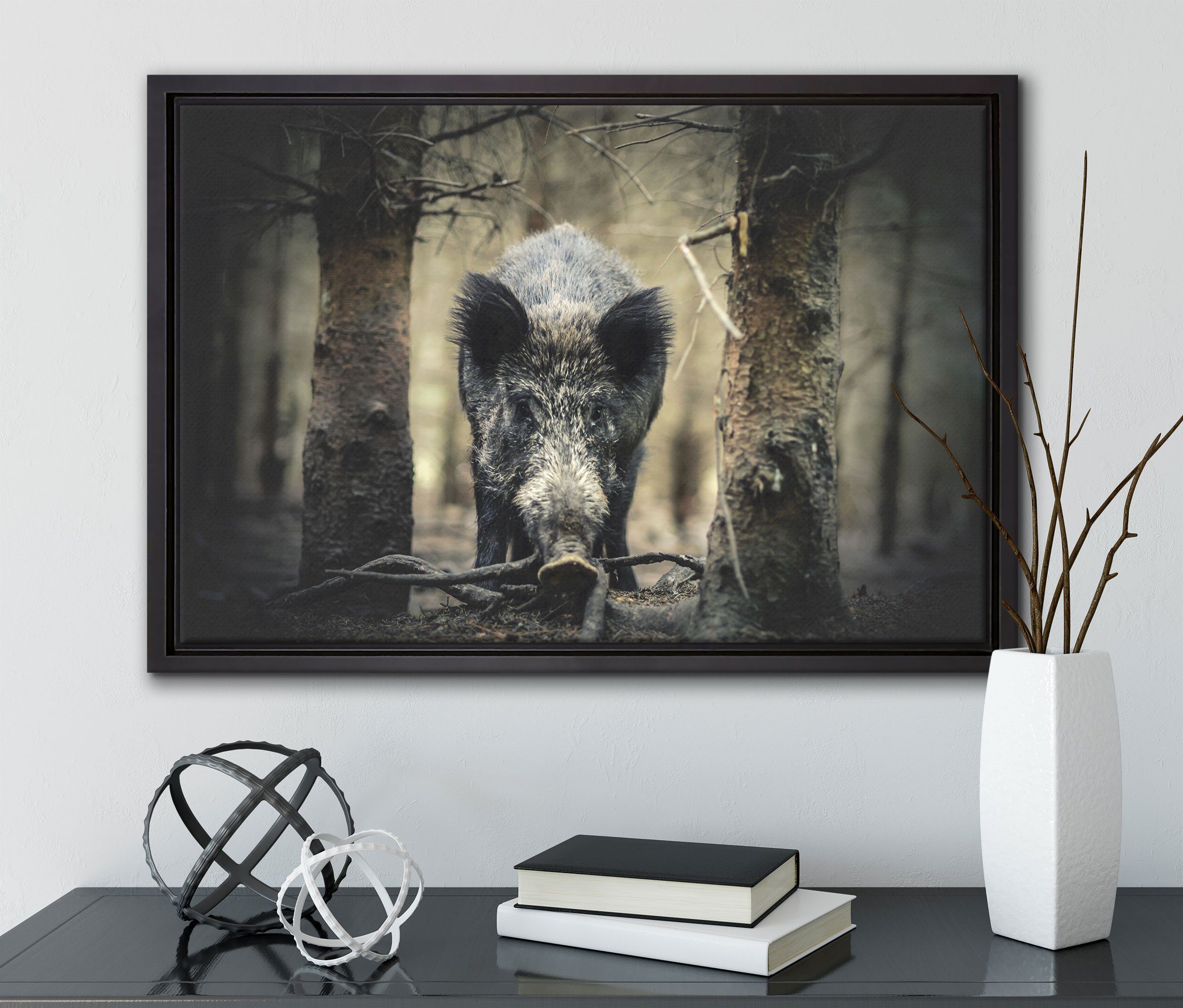 Pixxprint Leinwandbild Leinwandbild inkl. Nahaufnahme (1 Zackenaufhänger St), einem Wildschwein im gefasst, Wanddekoration in Wald, Schattenfugen-Bilderrahmen fertig bespannt